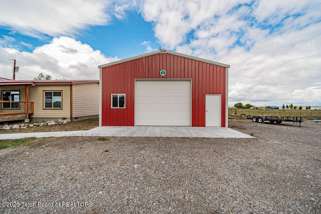 561 N IRWIN Road