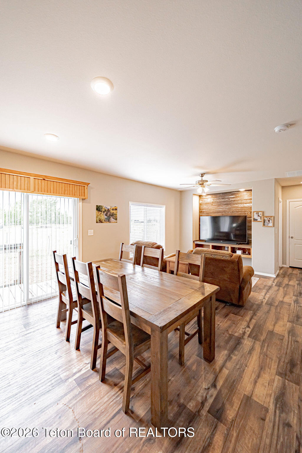 561 N IRWIN Road