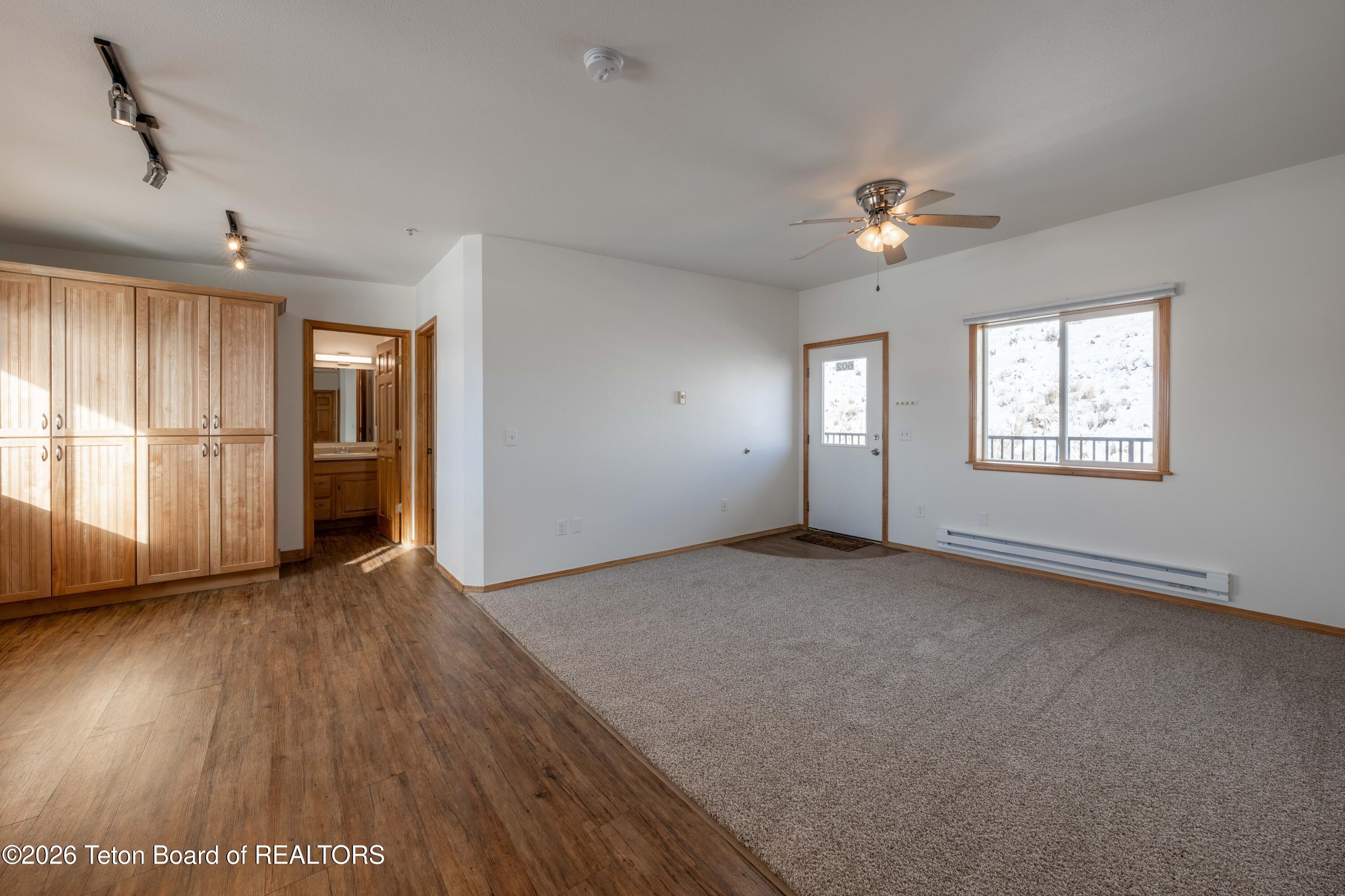 535 W DEER Drive 602