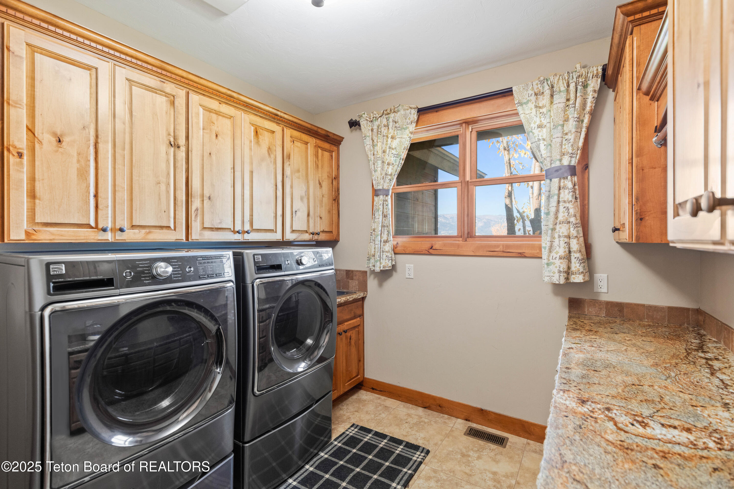 363 UPPER STEWART CREEK Road