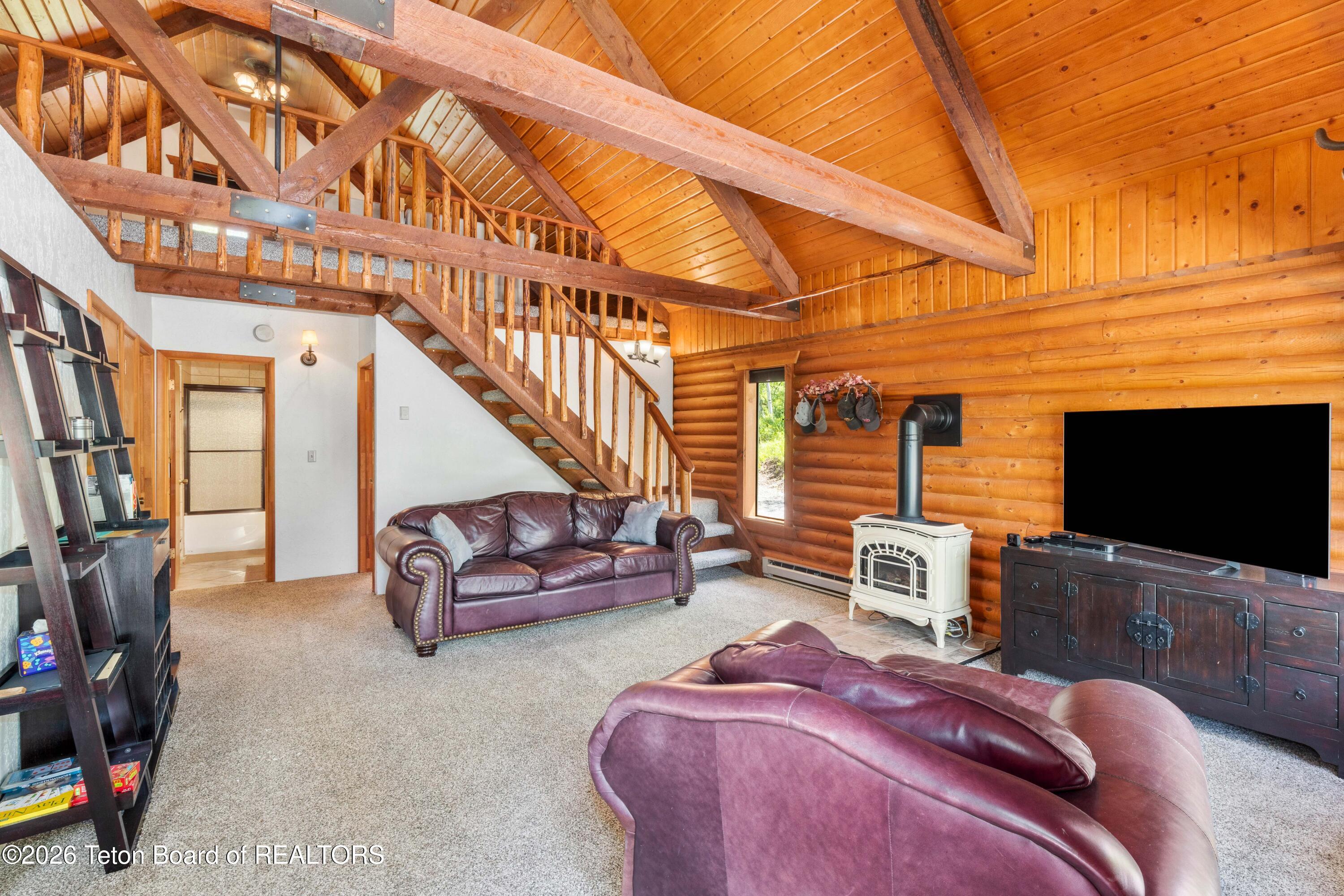 33 MAHOGANY Circle