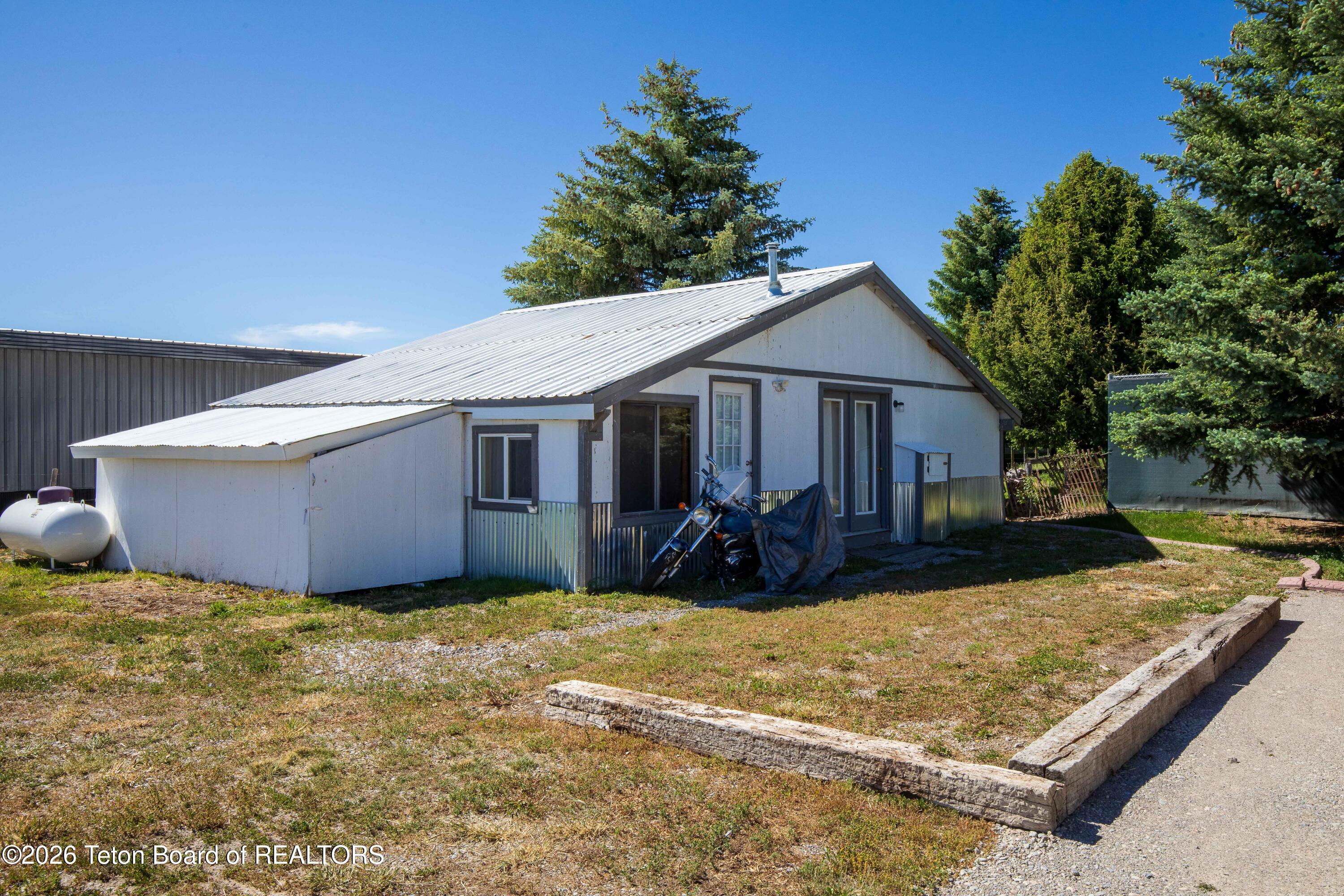 1357 MUDDY STRING Road