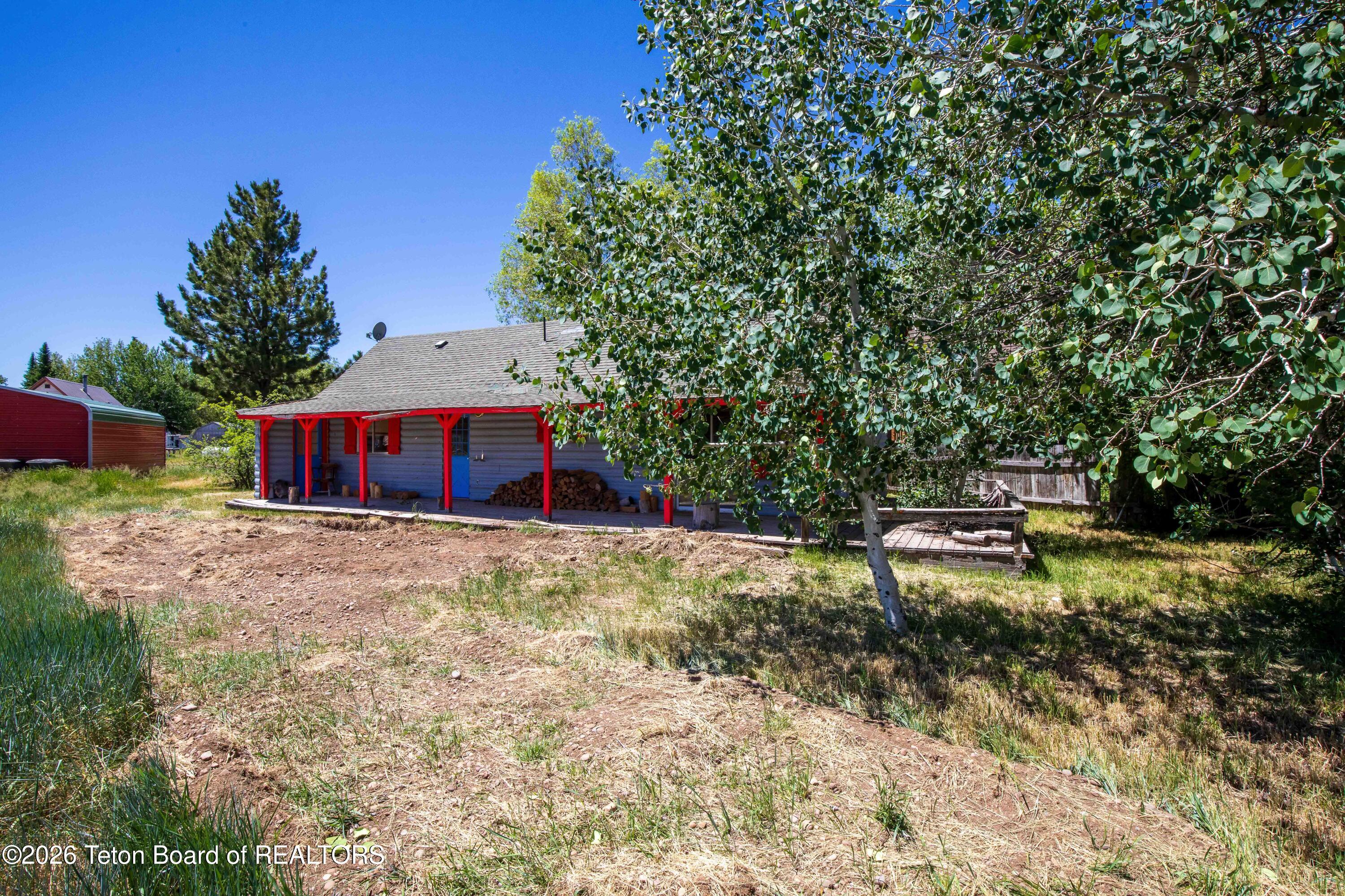 545 E COTTAGE Lane