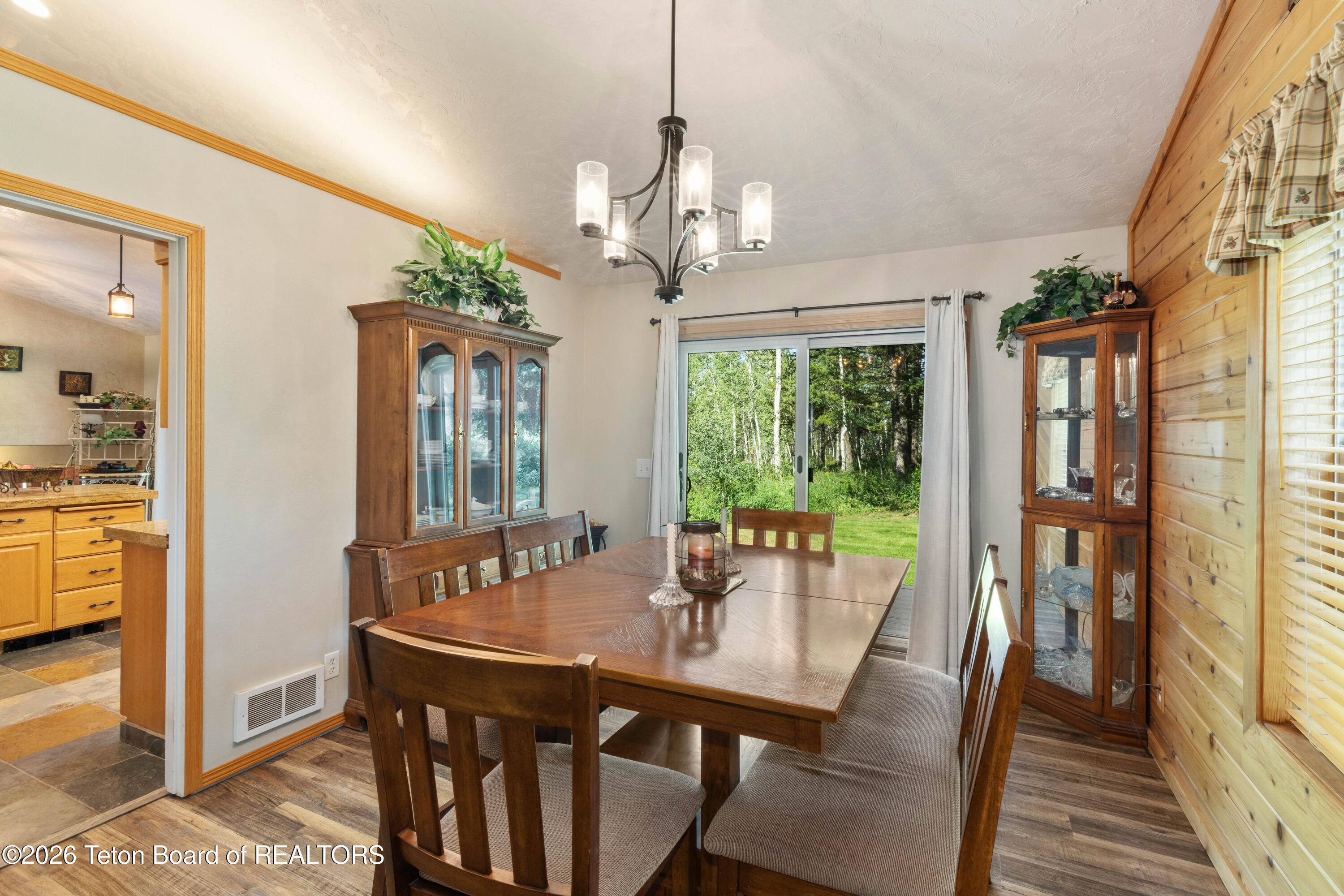 67 HILLSIDE Circle
