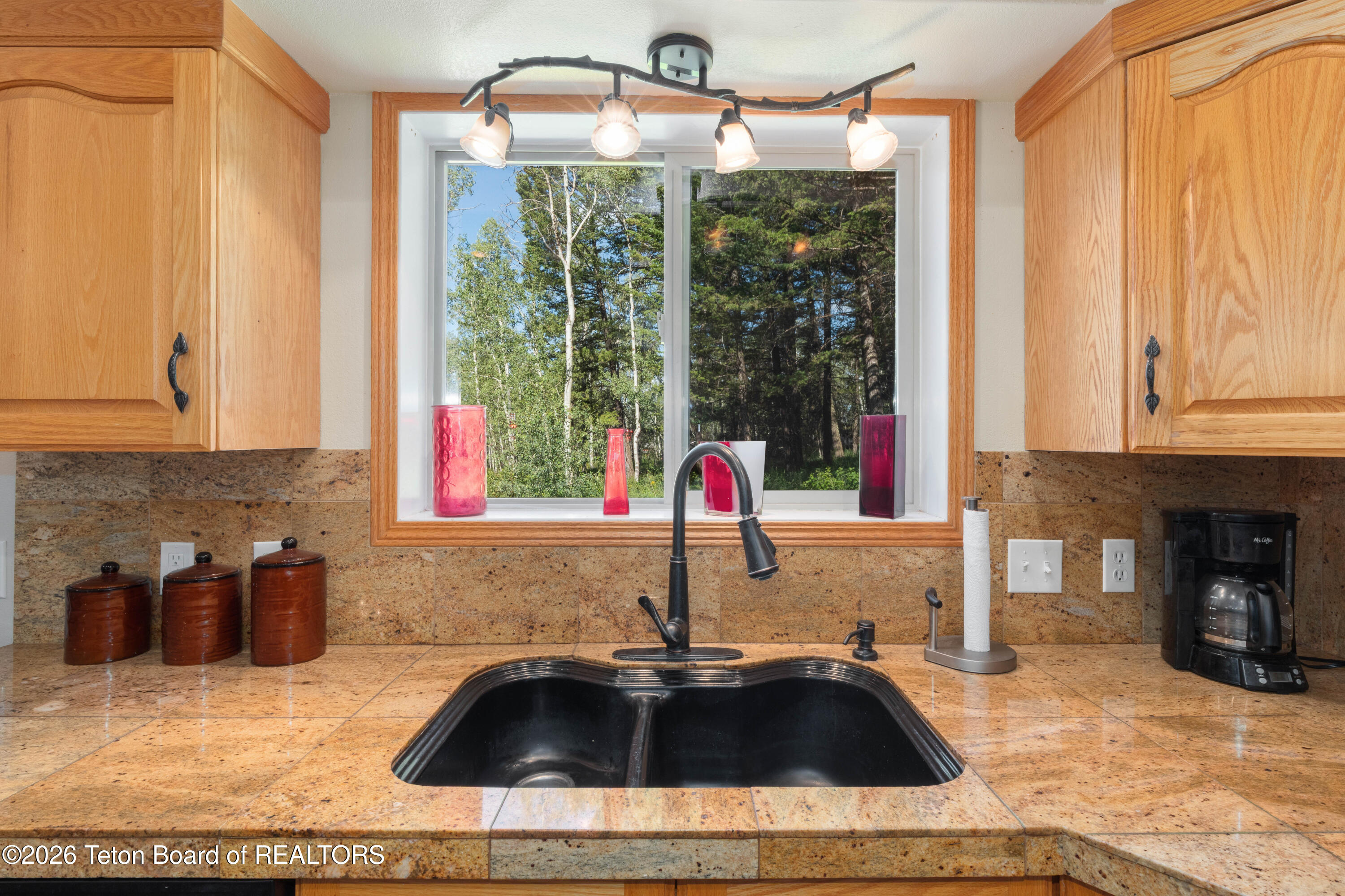 67 HILLSIDE Circle