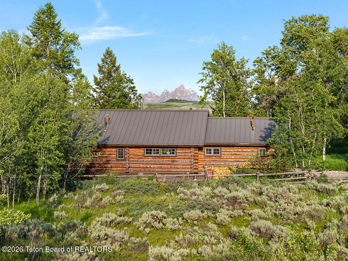 25777 N YELLOWSTONE Trail