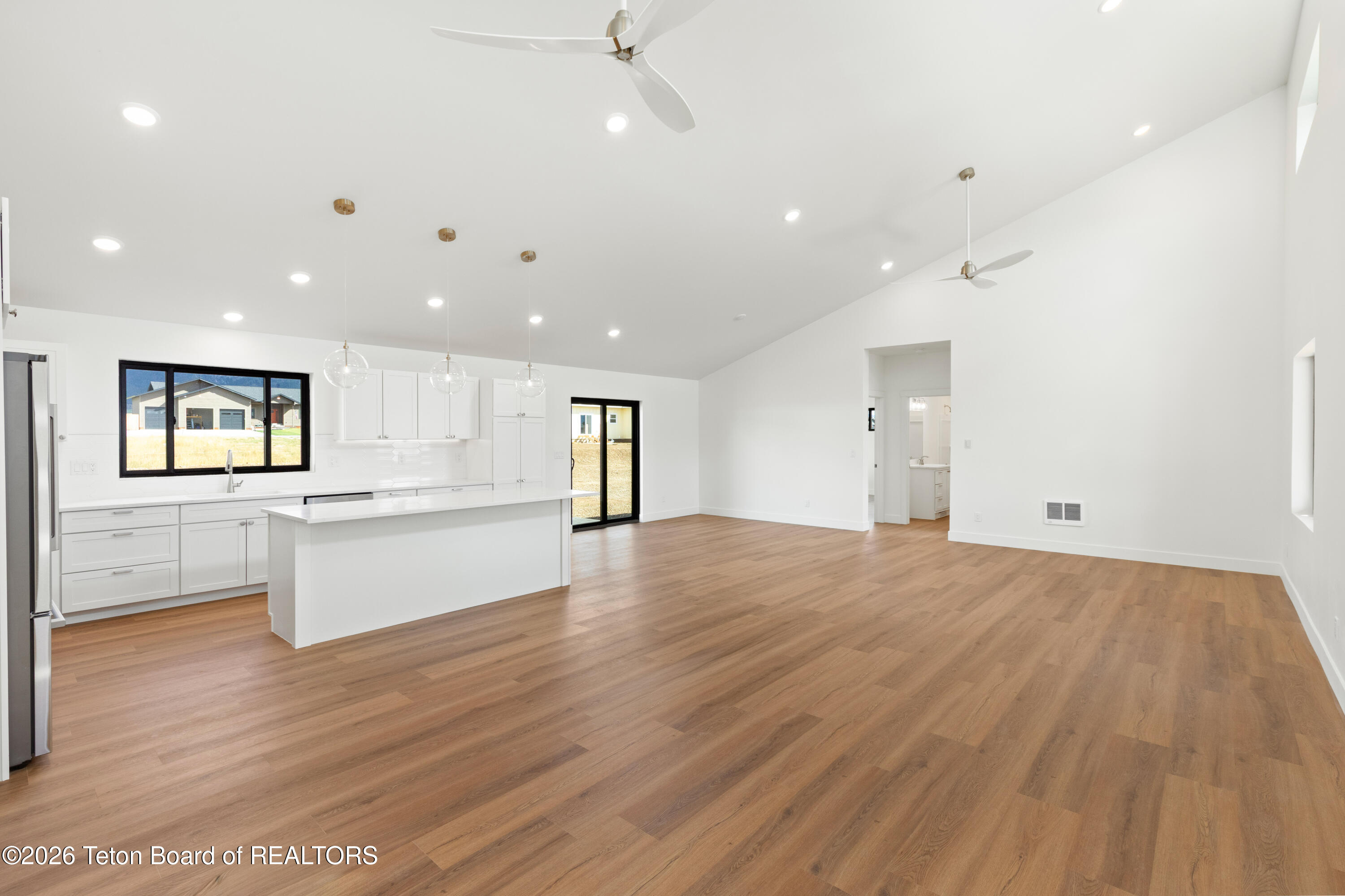 600 LITTLE GREYS Loop