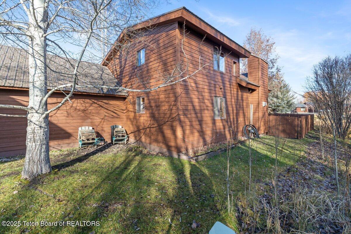 3140 W KING EIDER Road