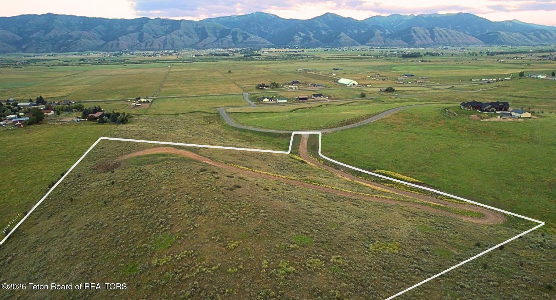 LOT 20 PAINTED HILLS