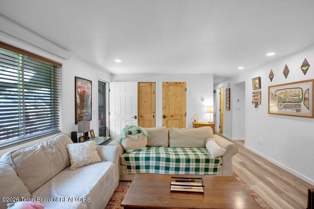 445 ASPEN Drive