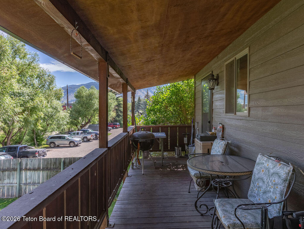 445 ASPEN Drive