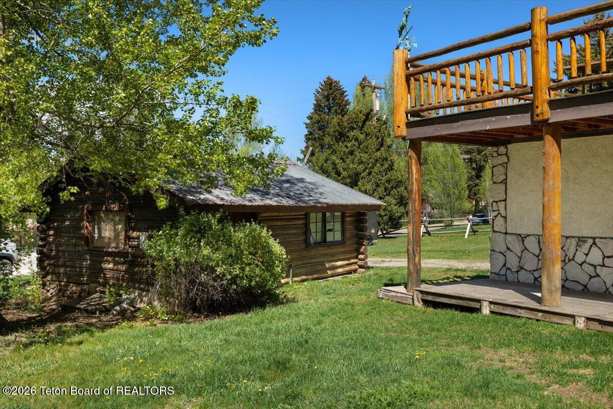 225 PINE Drive