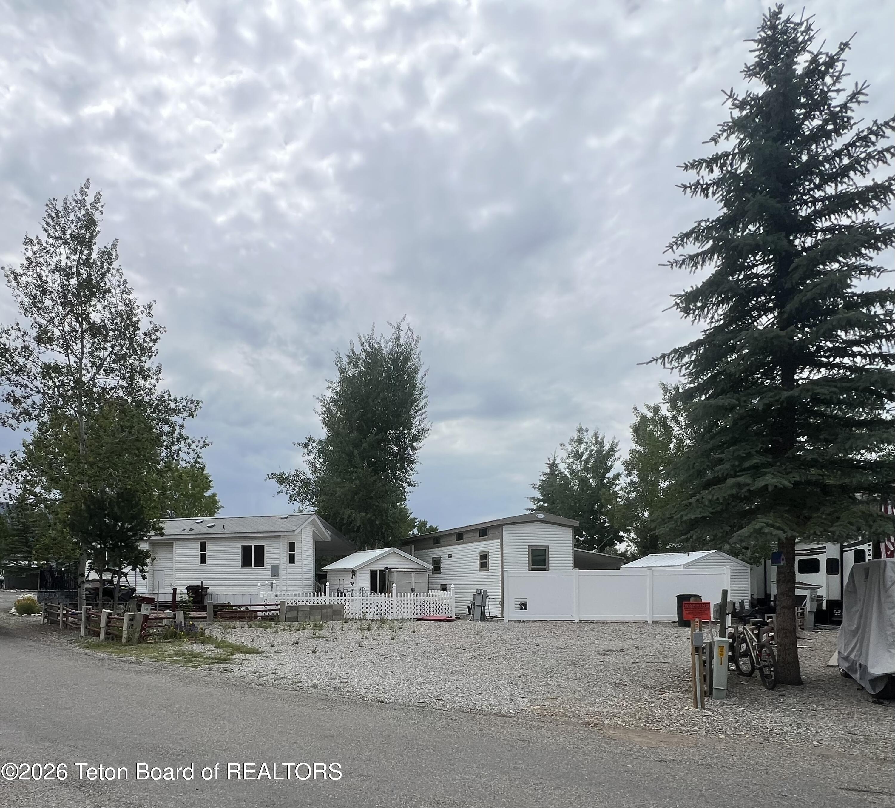 142 RIM ROAD Road