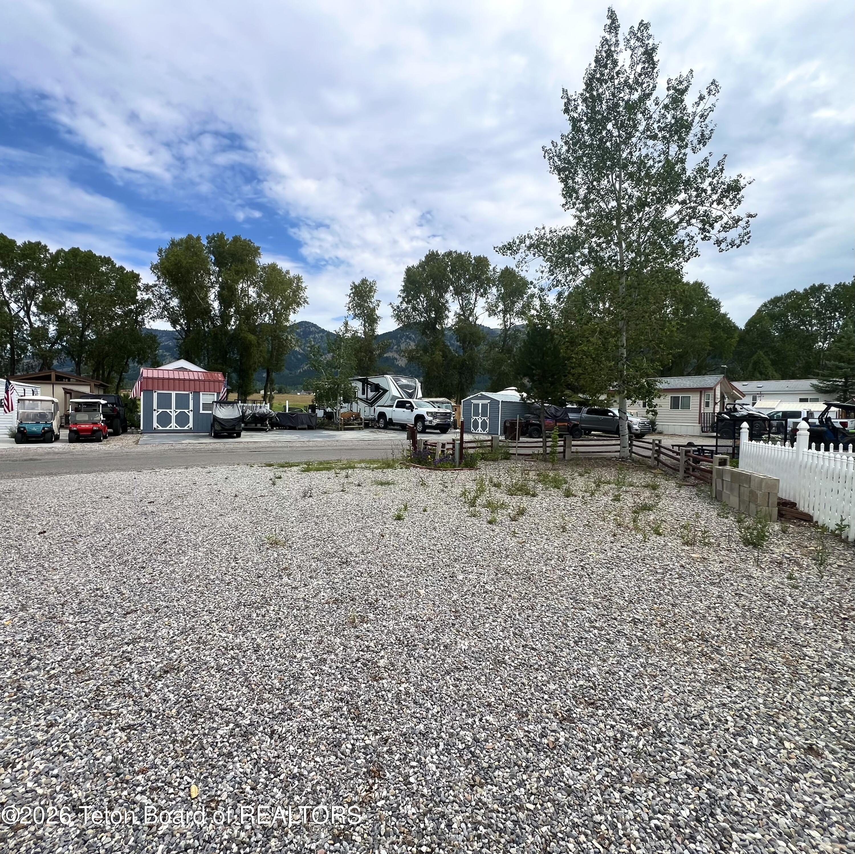 142 RIM ROAD Road