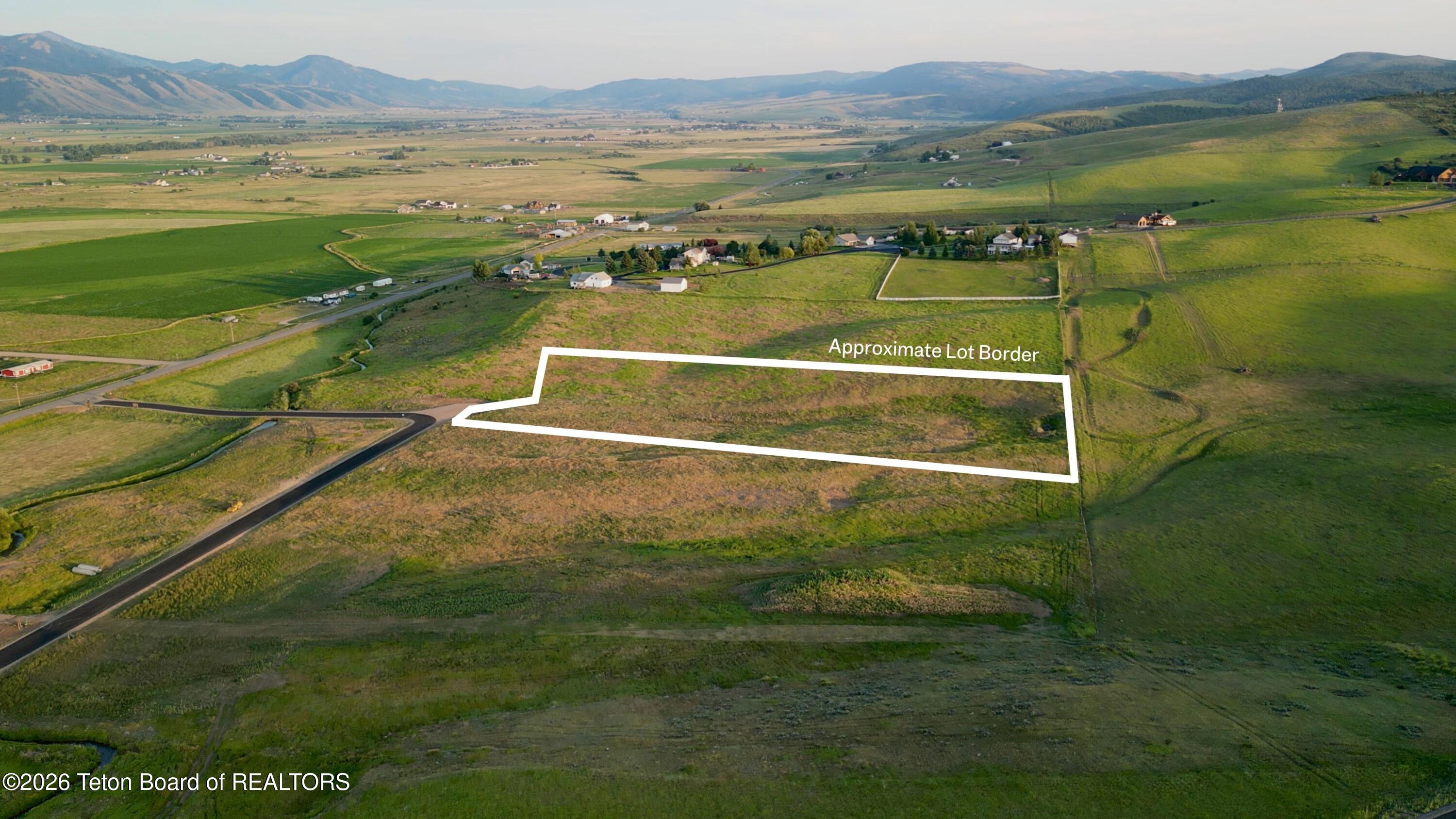 LOT 3 PAINTED HILLS