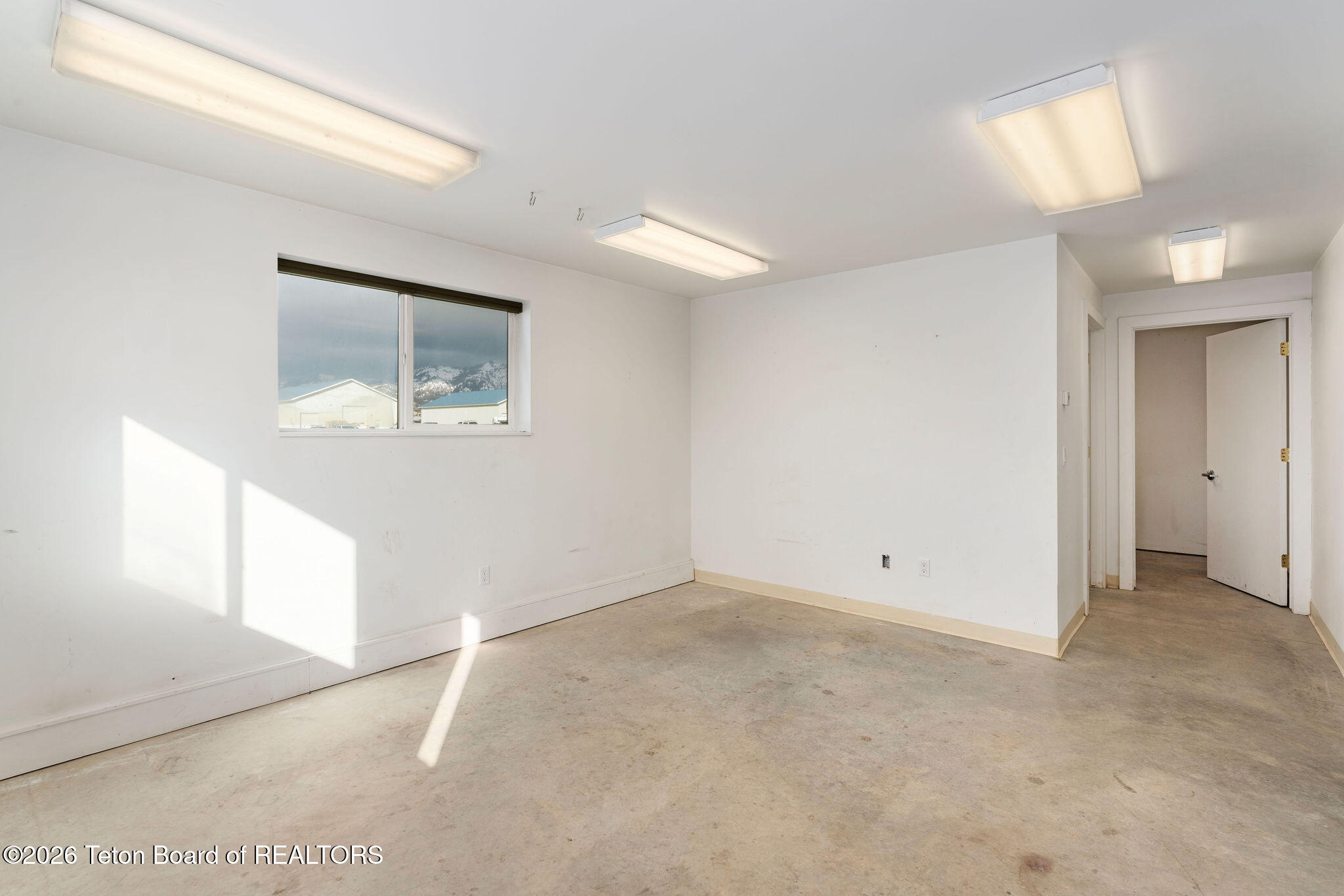 11/53 RORKE Road