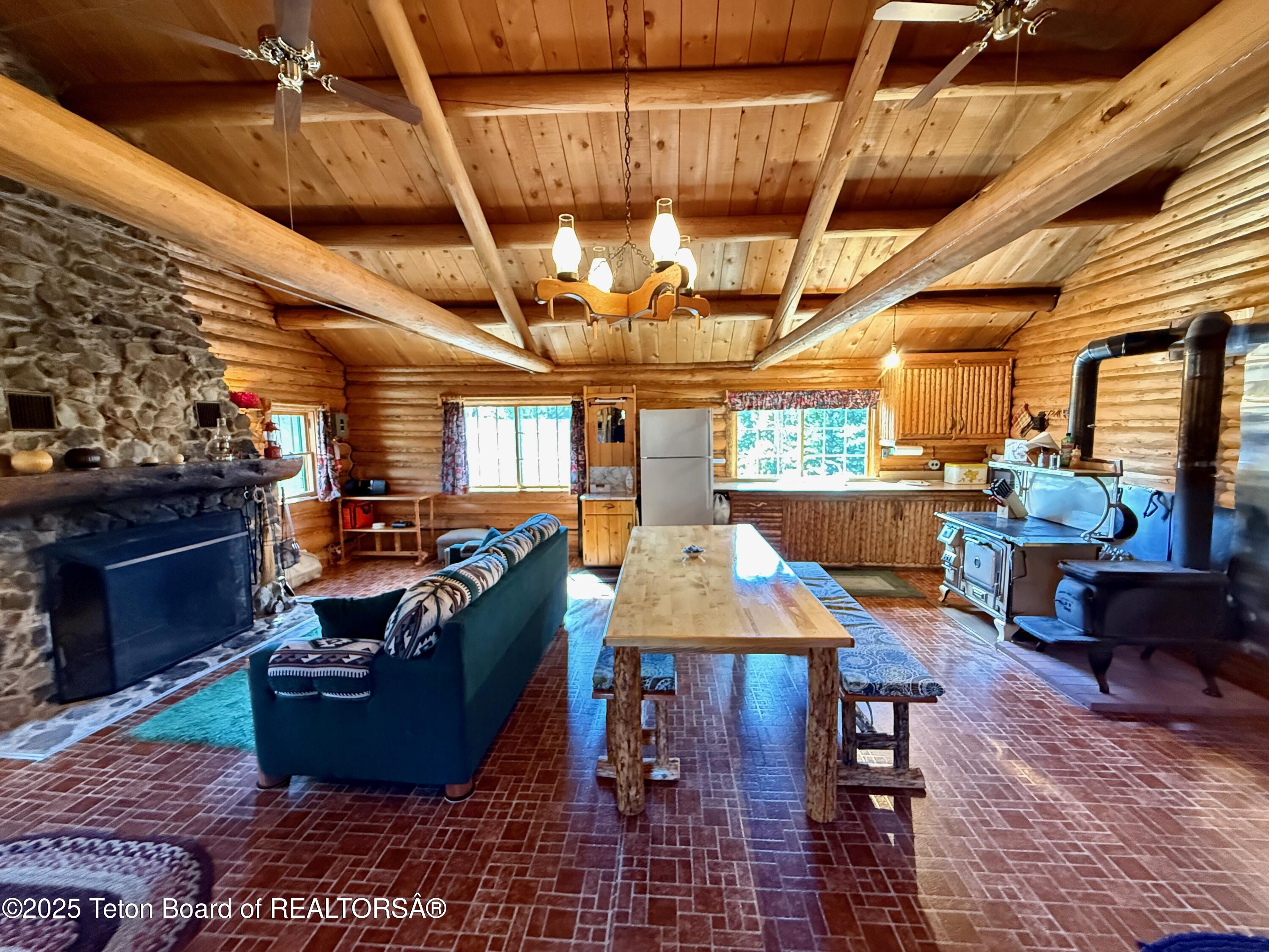 29 BRECCIA Drive