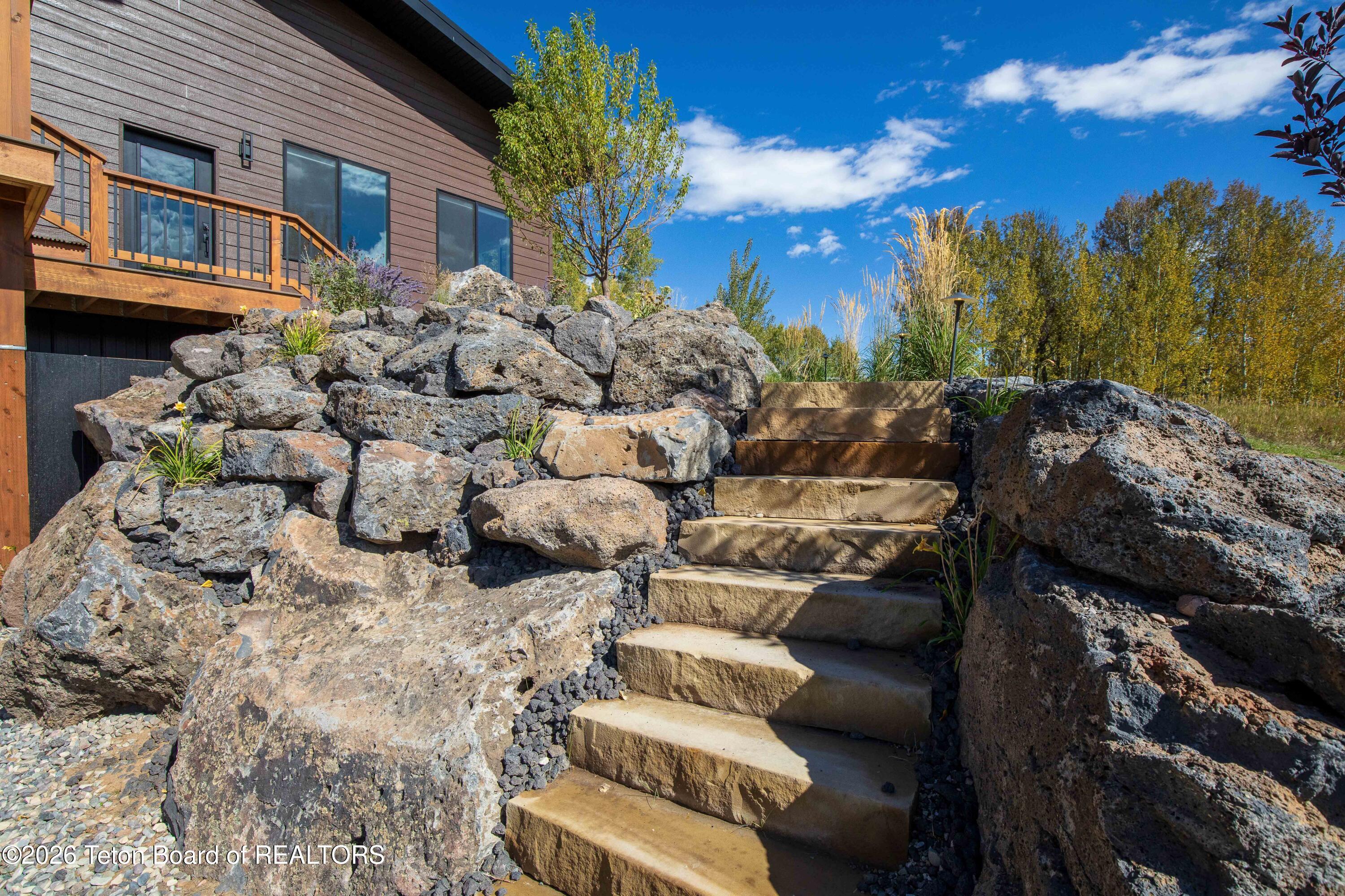 149 ALPINE MEADOW Loop