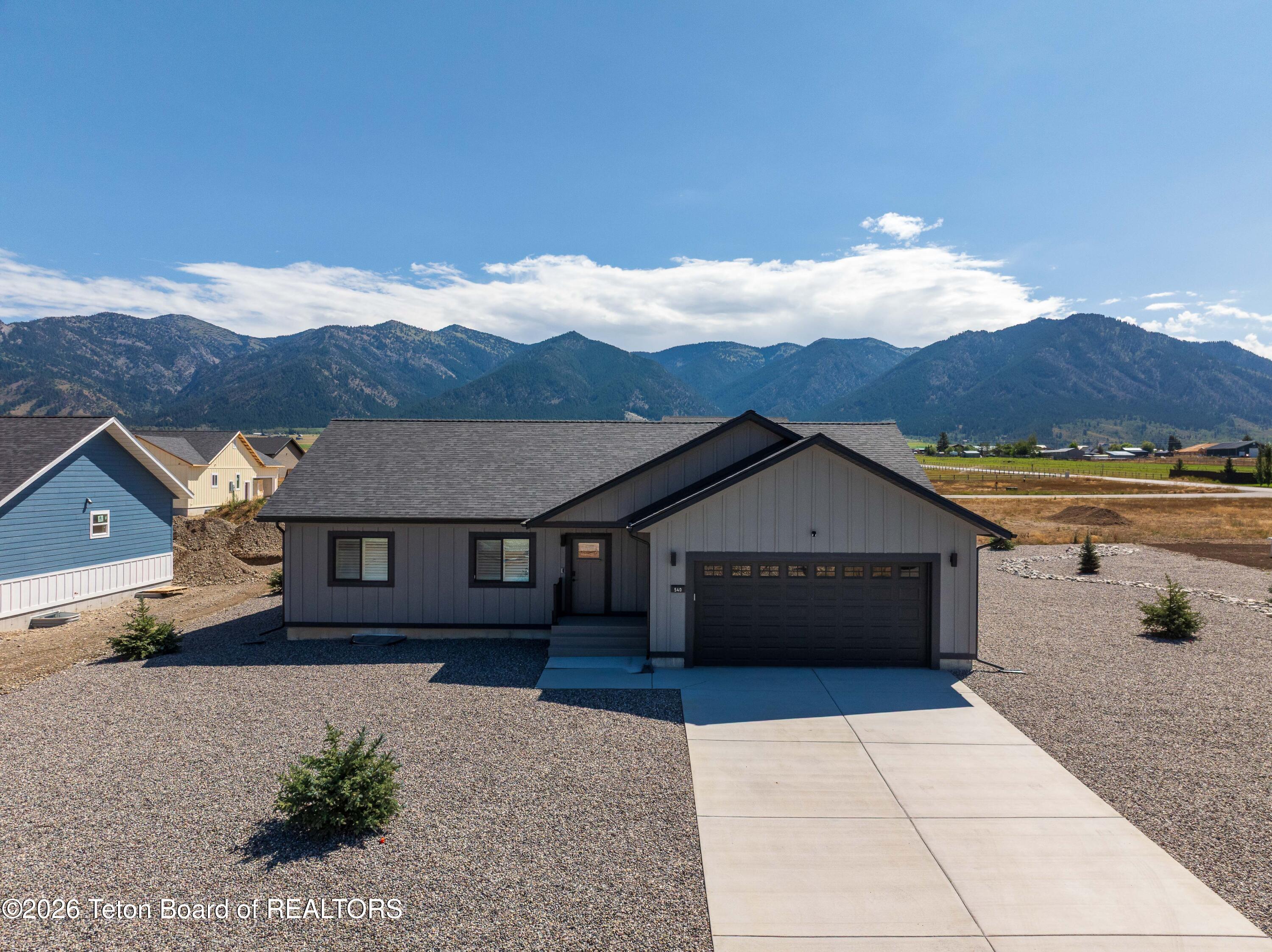 540 LITTLE GREYS Loop