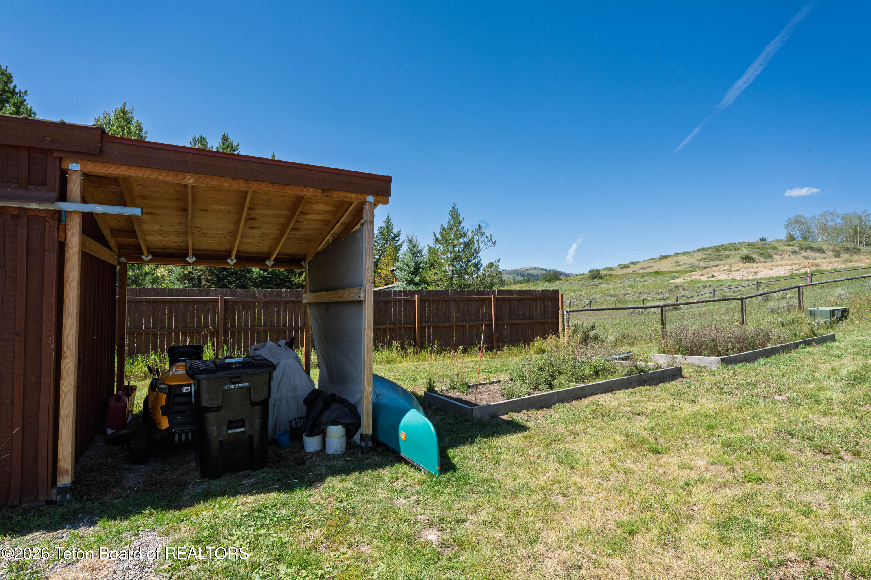 7955 FALL CREEK Road