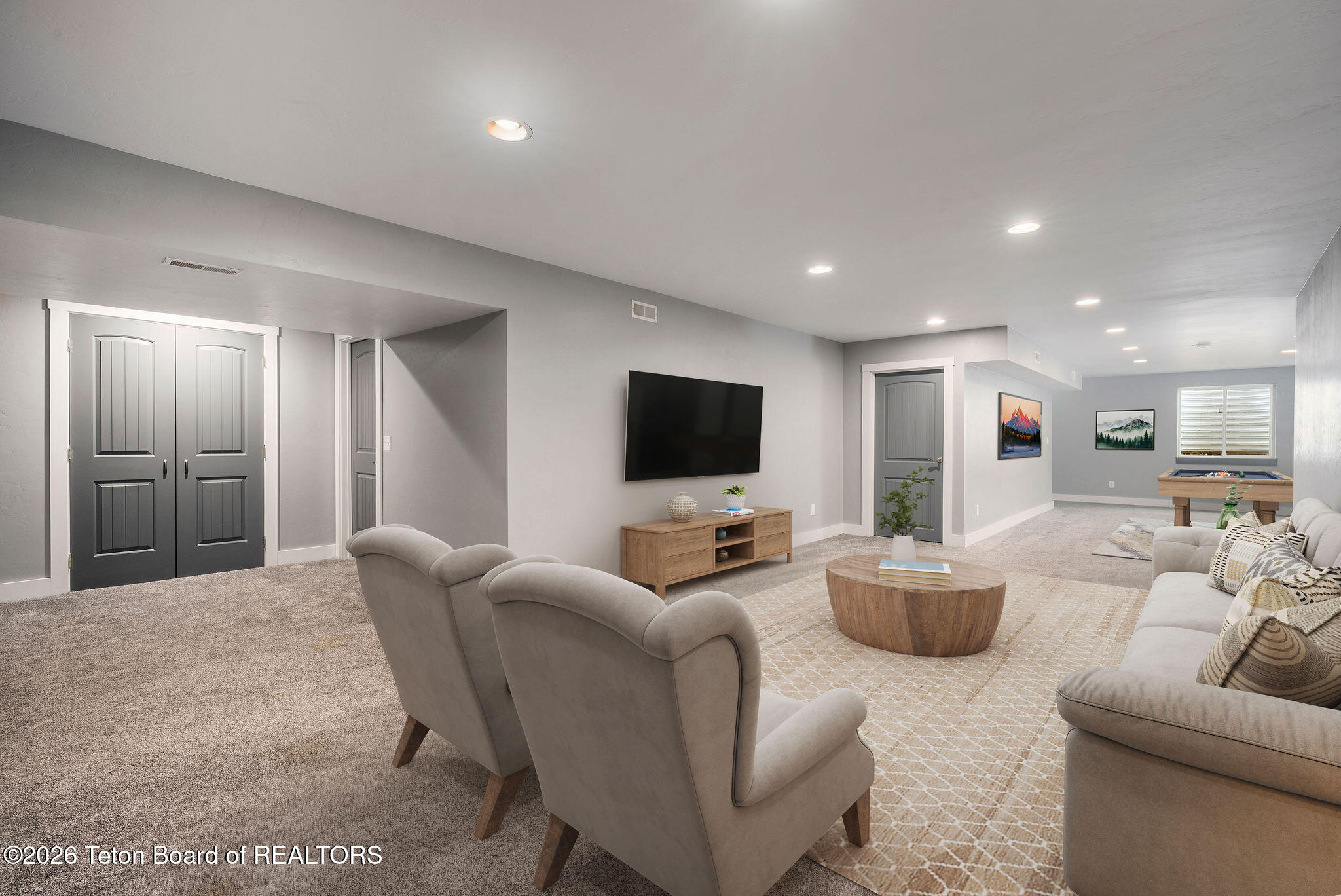 8841 AURORA Drive