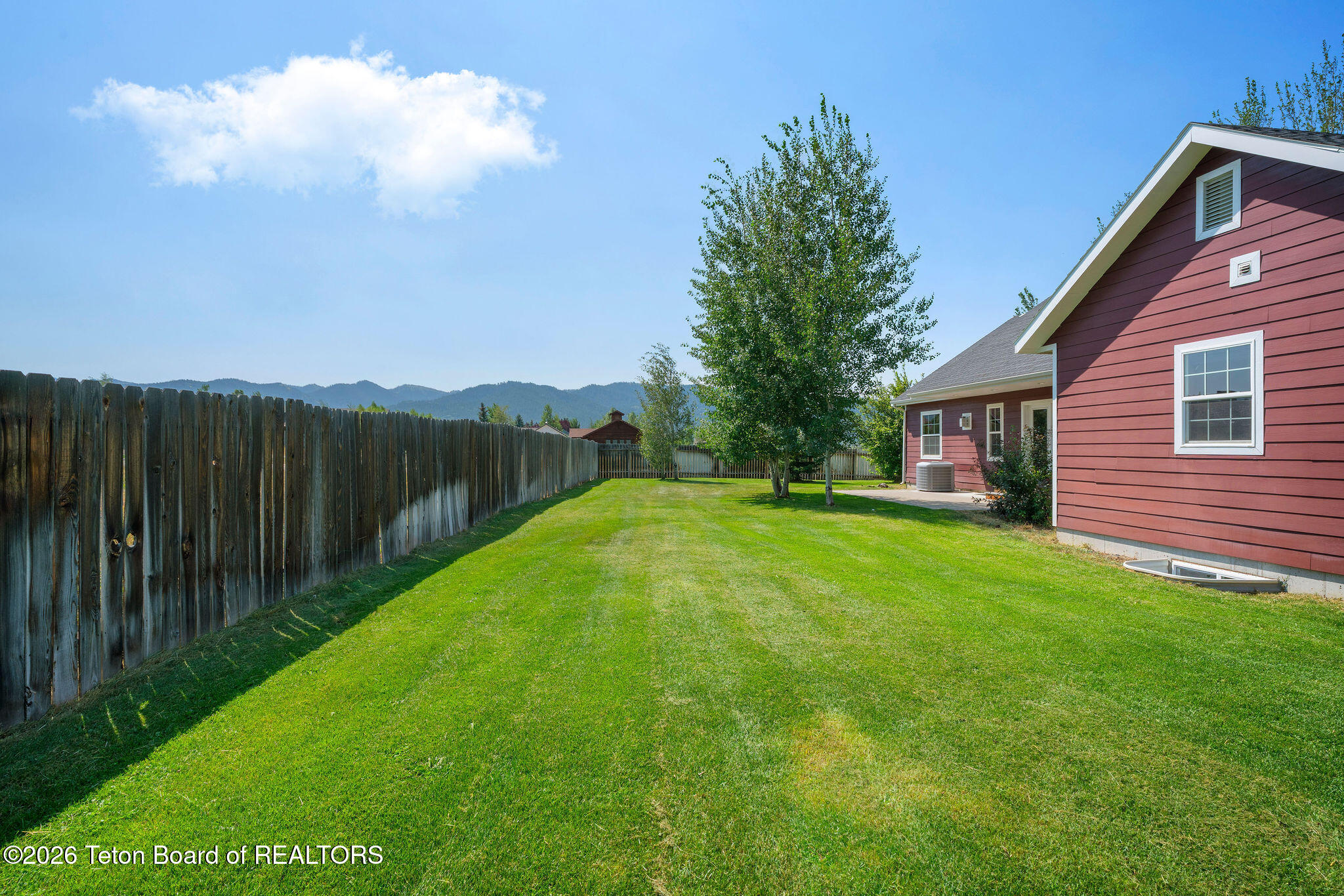 8841 AURORA Drive
