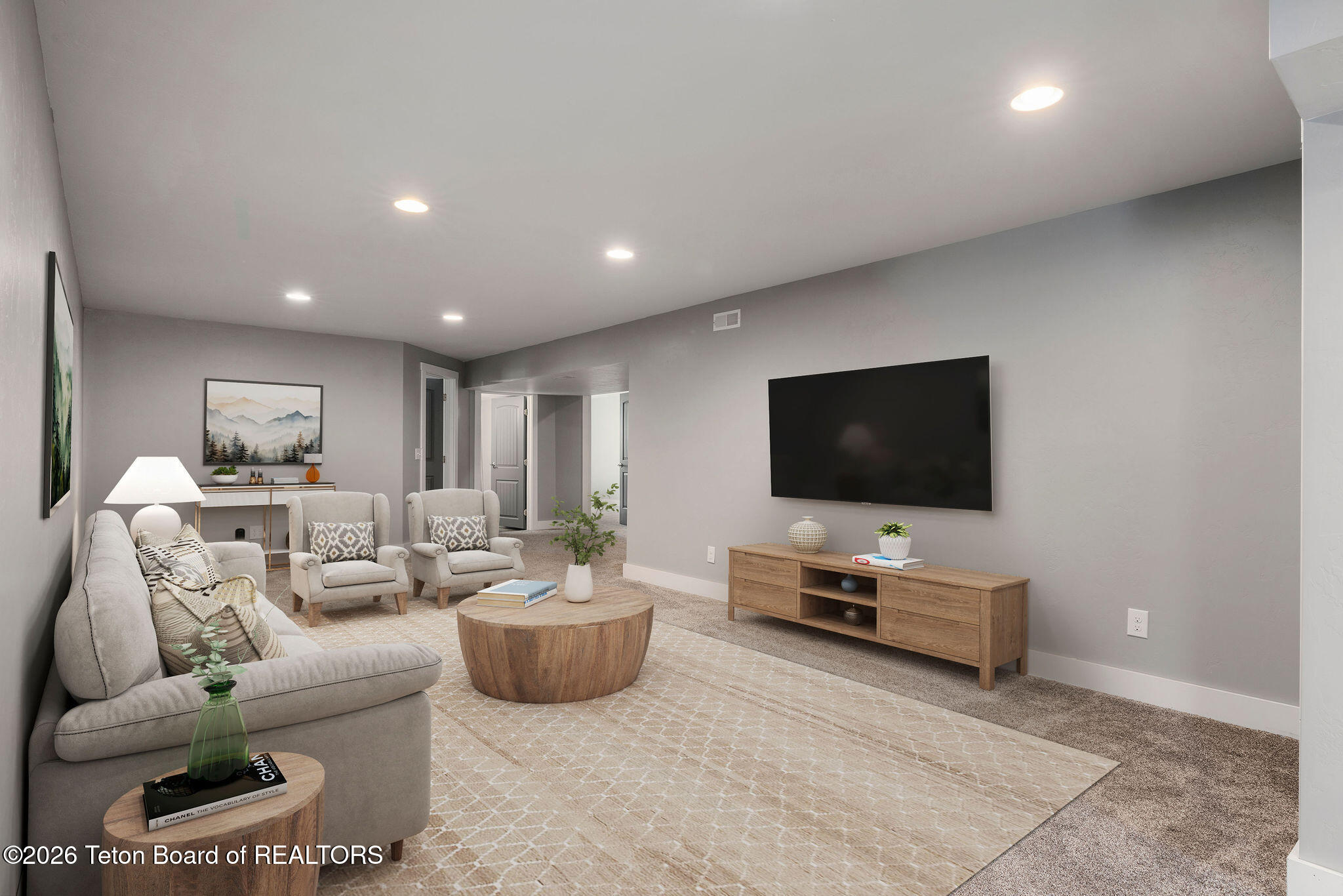8841 AURORA Drive