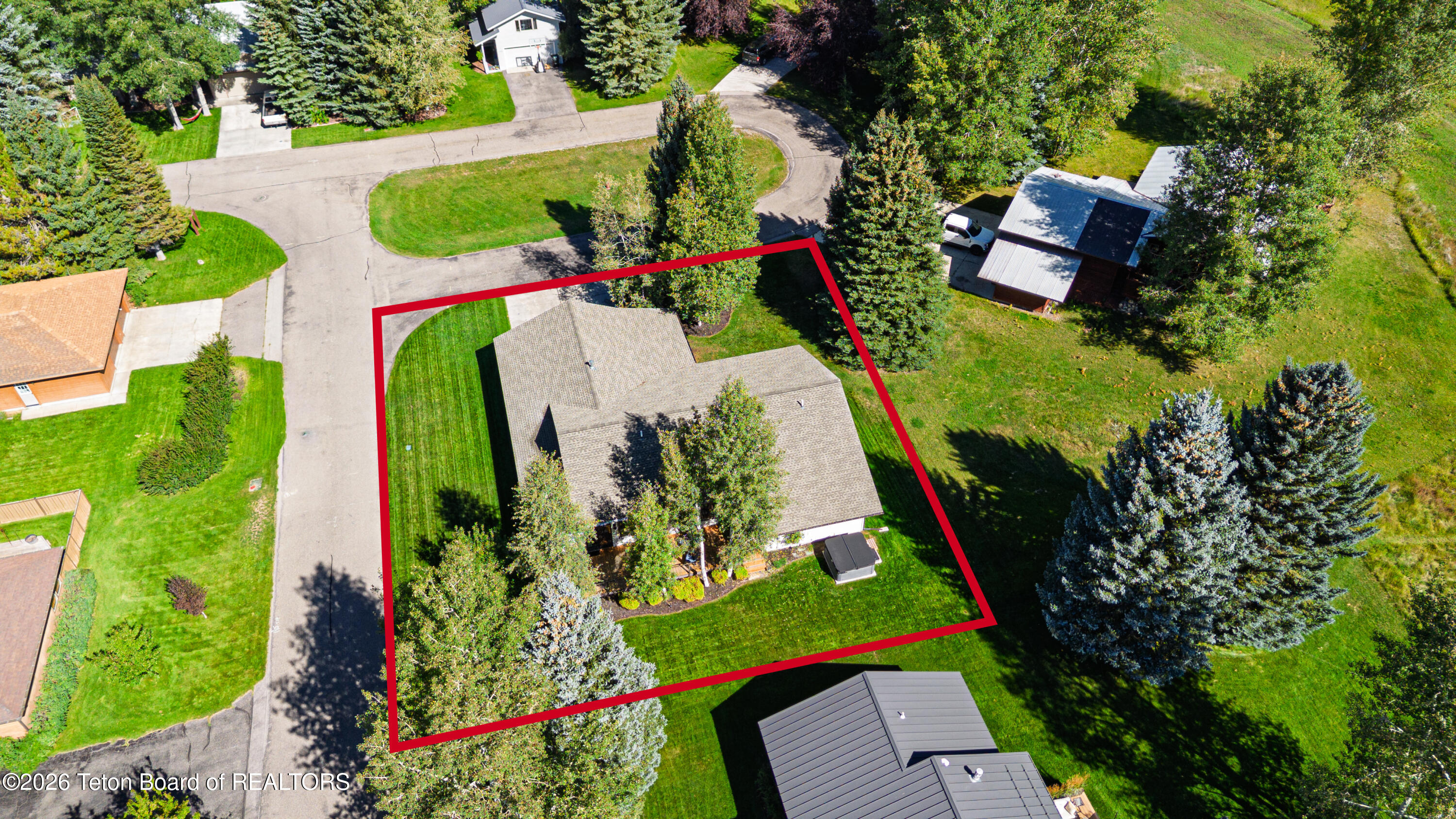 1740 W DIAMOND HITCH Drive
