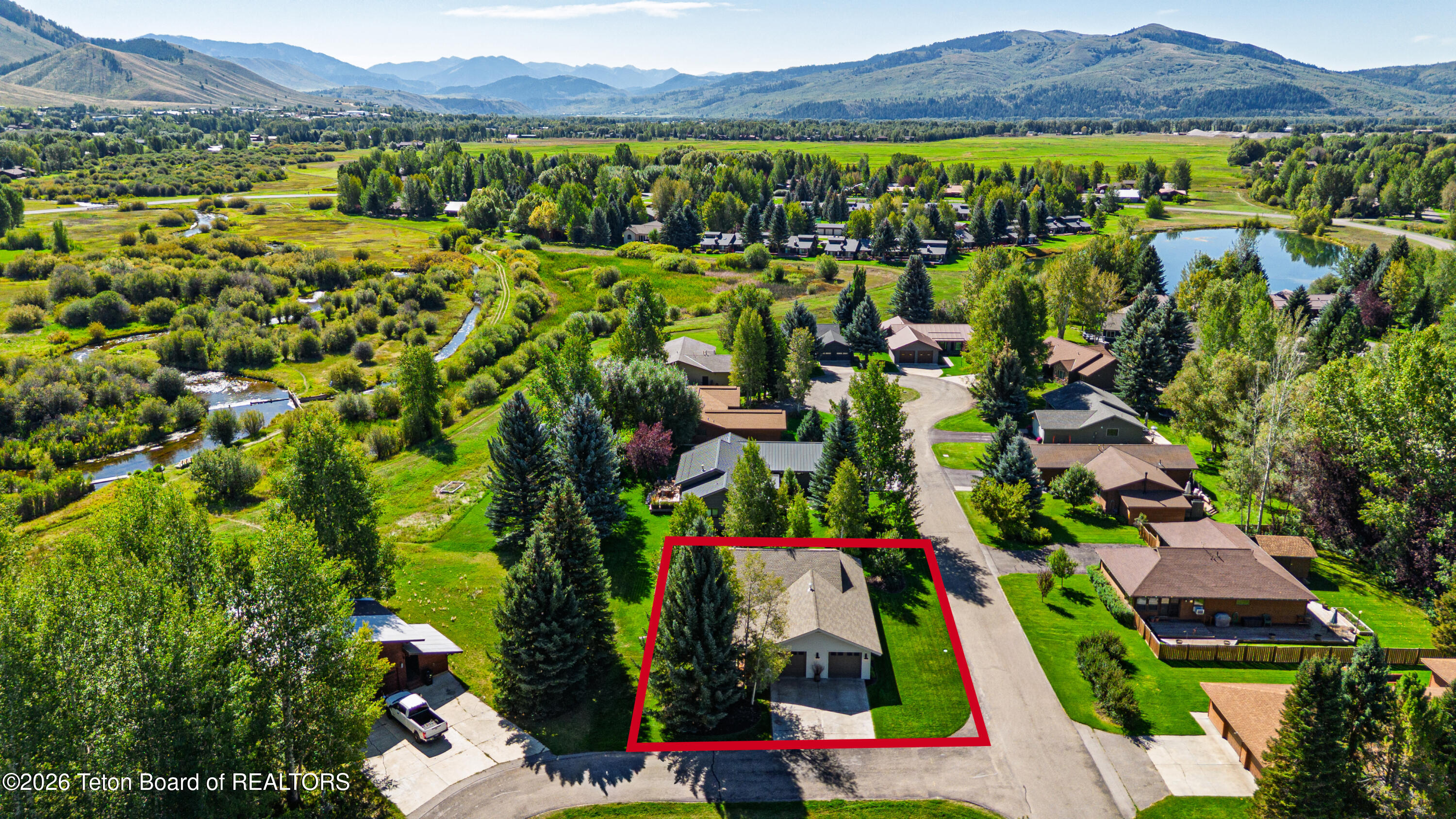 1740 W DIAMOND HITCH Drive