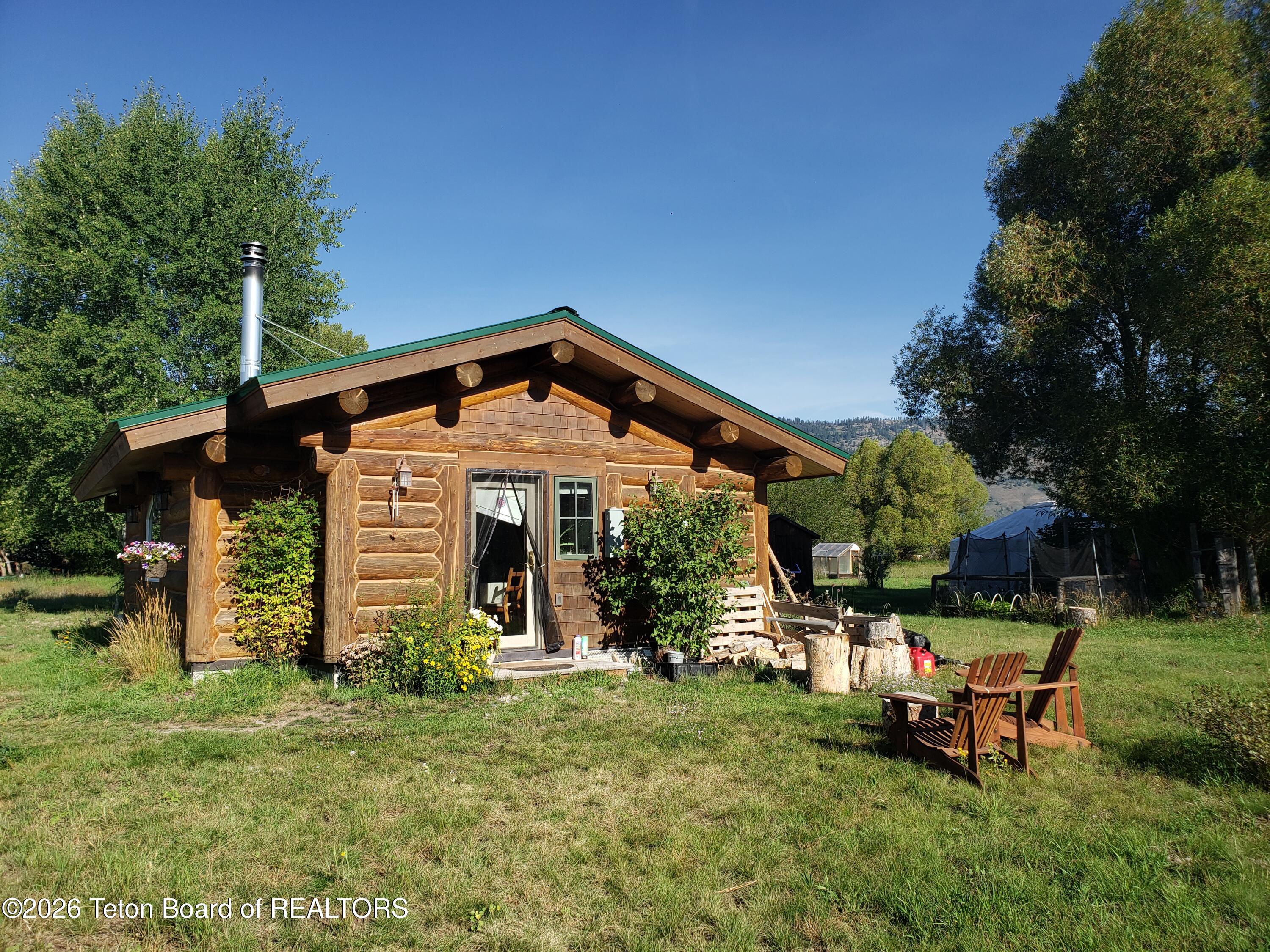 4355 W GOODRICK Lane