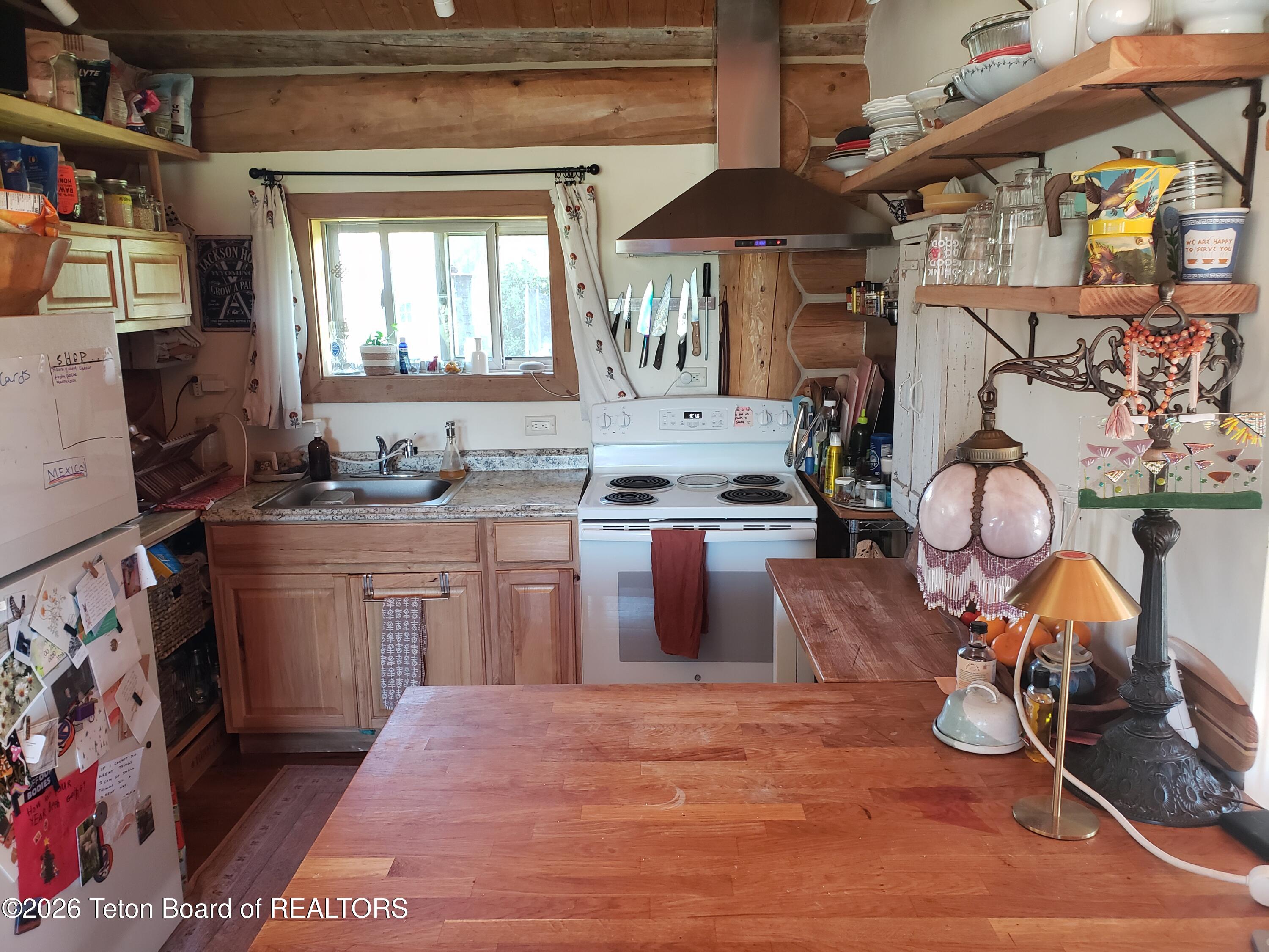 4355 W GOODRICK Lane