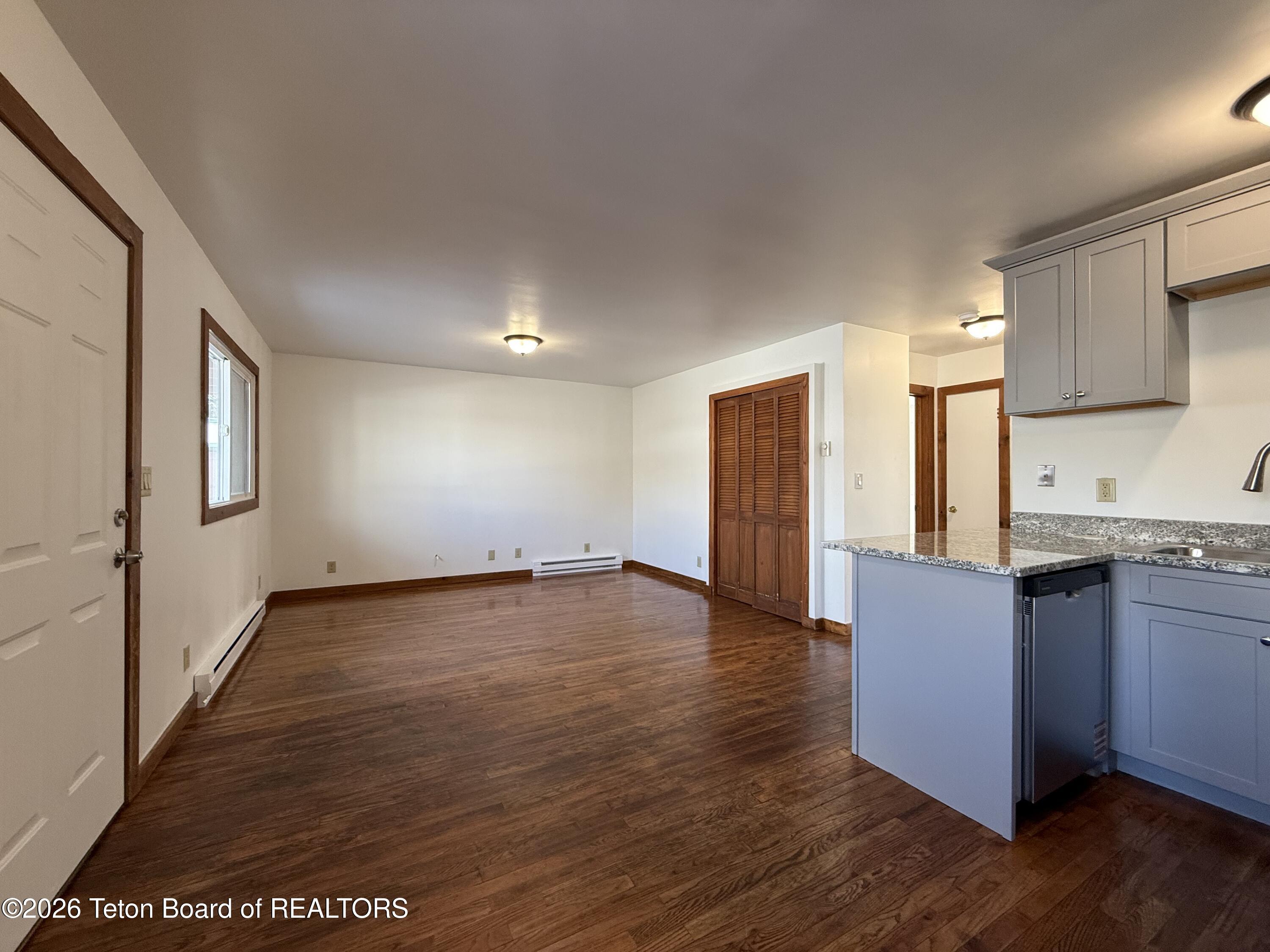 130 E KELLY Avenue 11