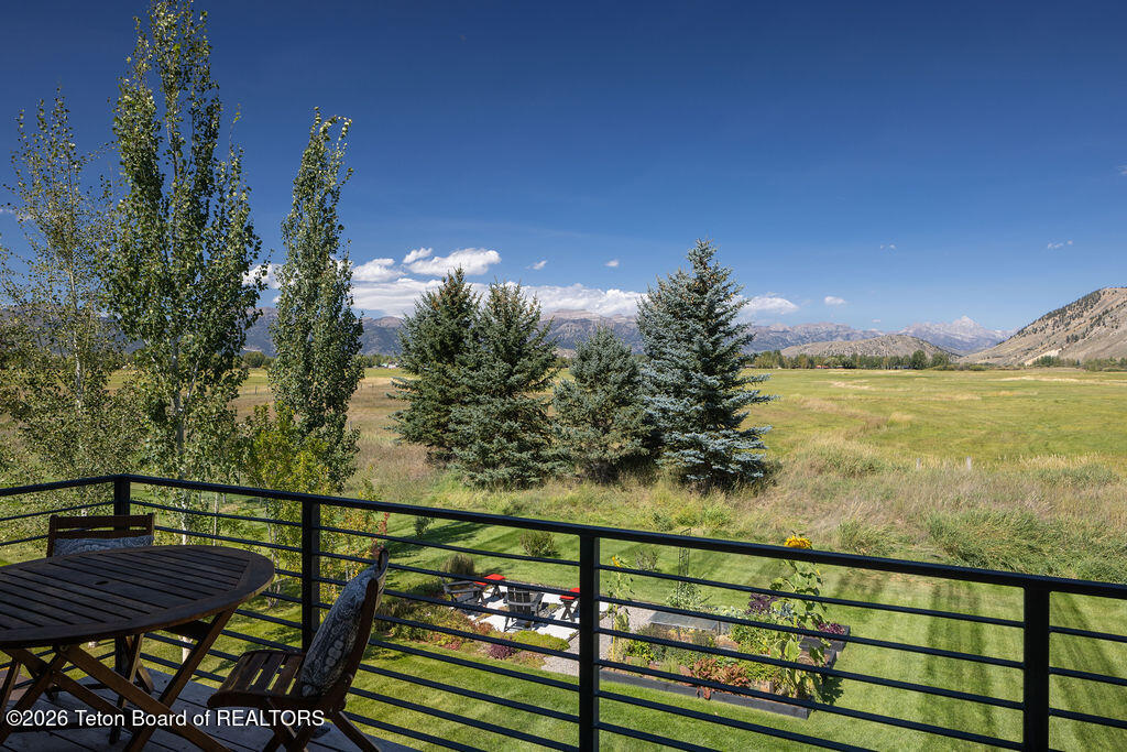 1268 MELODY CREEK Lane