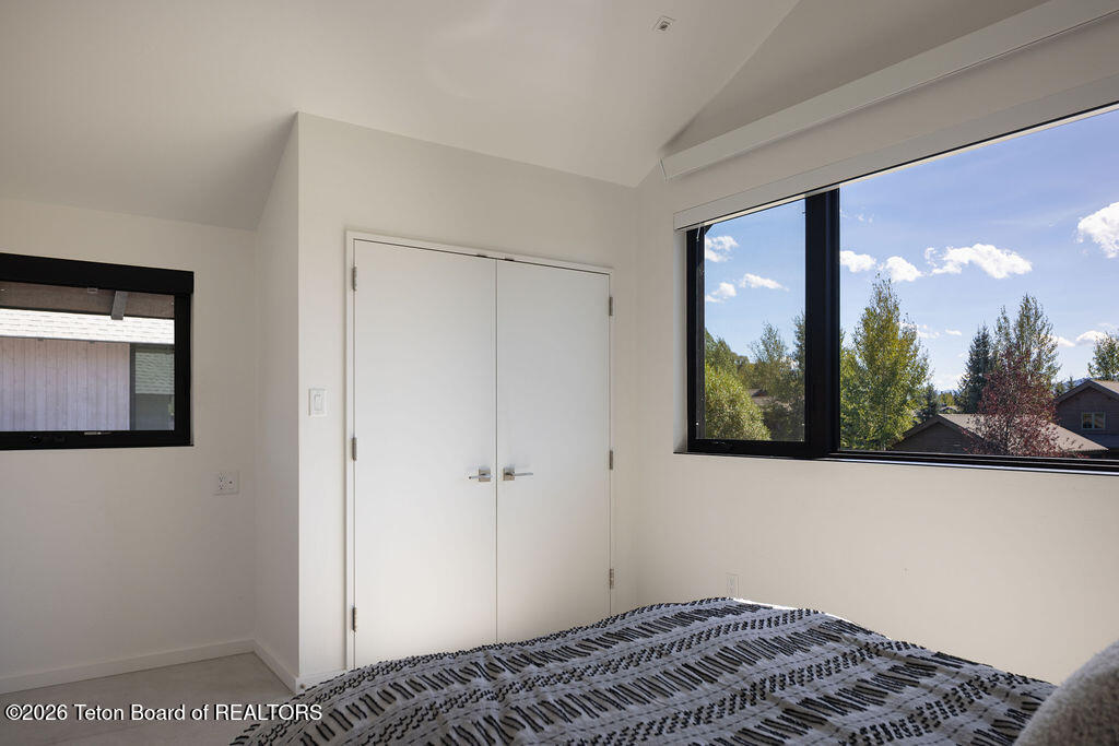 1268 MELODY CREEK Lane