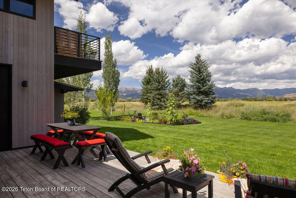 1268 MELODY CREEK Lane