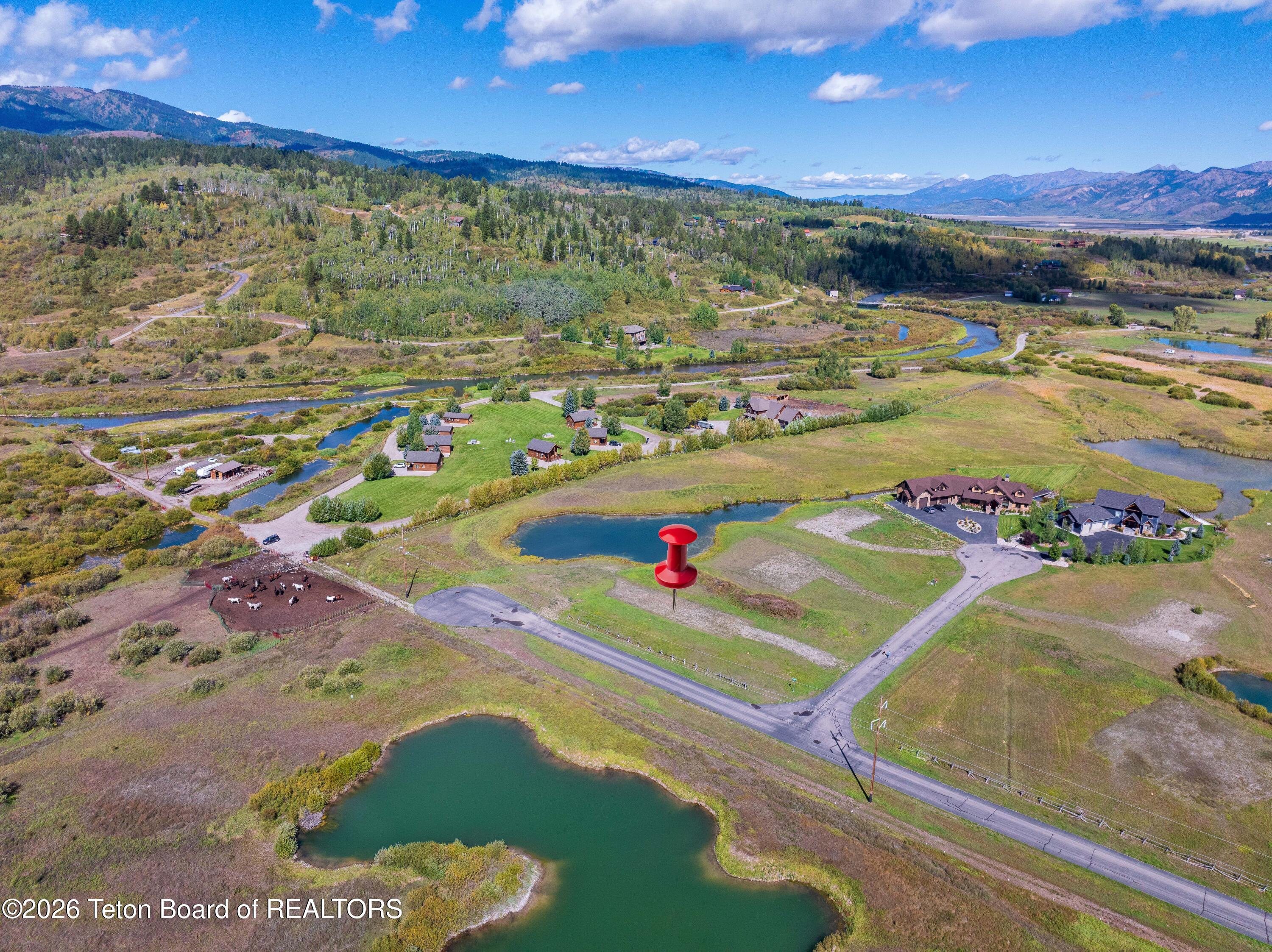 43 RIVER TRAIL Circle