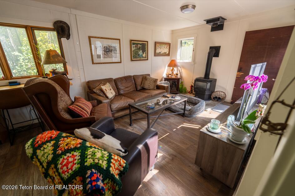 845 CACHE CREEK Drive