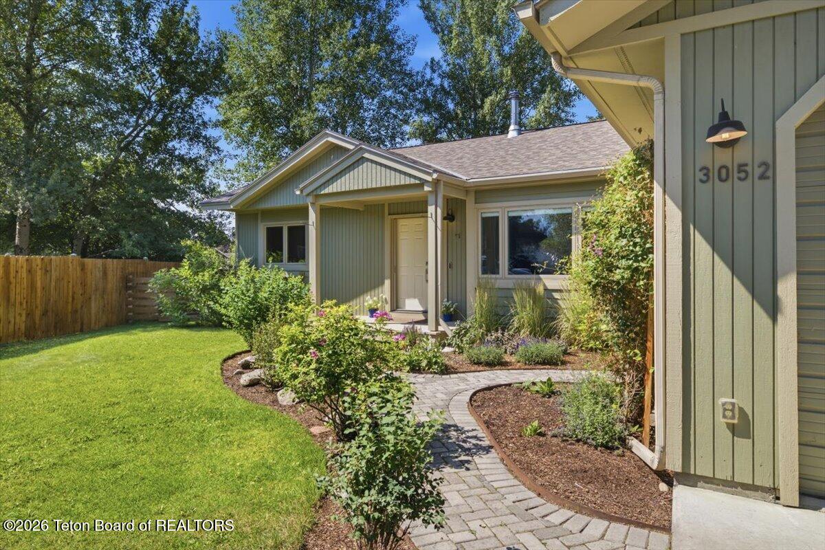 3052 MOUNTAIN VIEW Lane