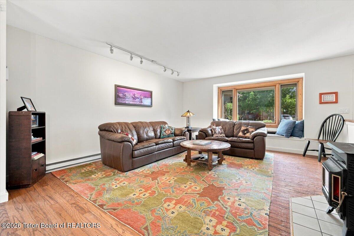 3052 MOUNTAIN VIEW Lane