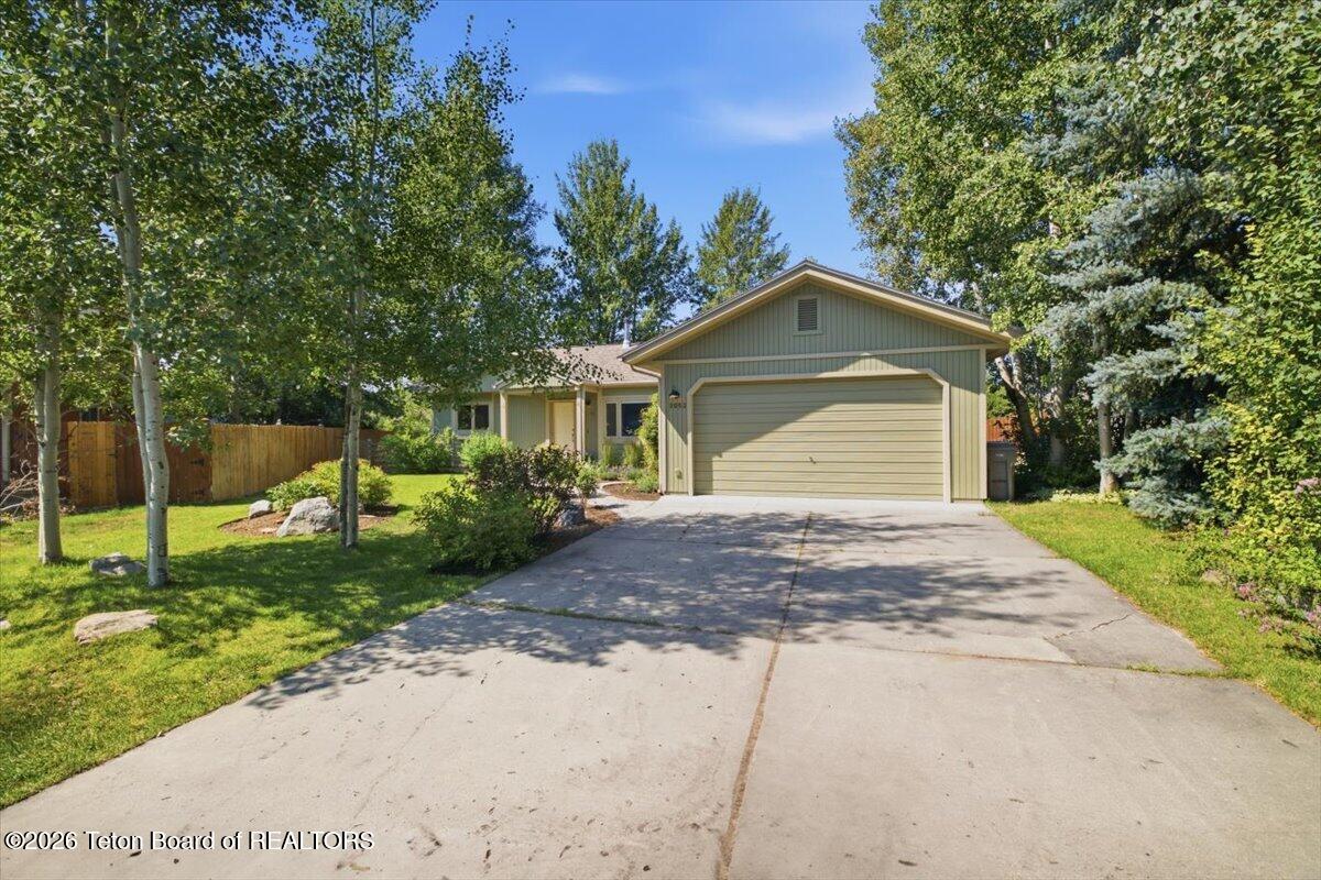 3052 MOUNTAIN VIEW Lane