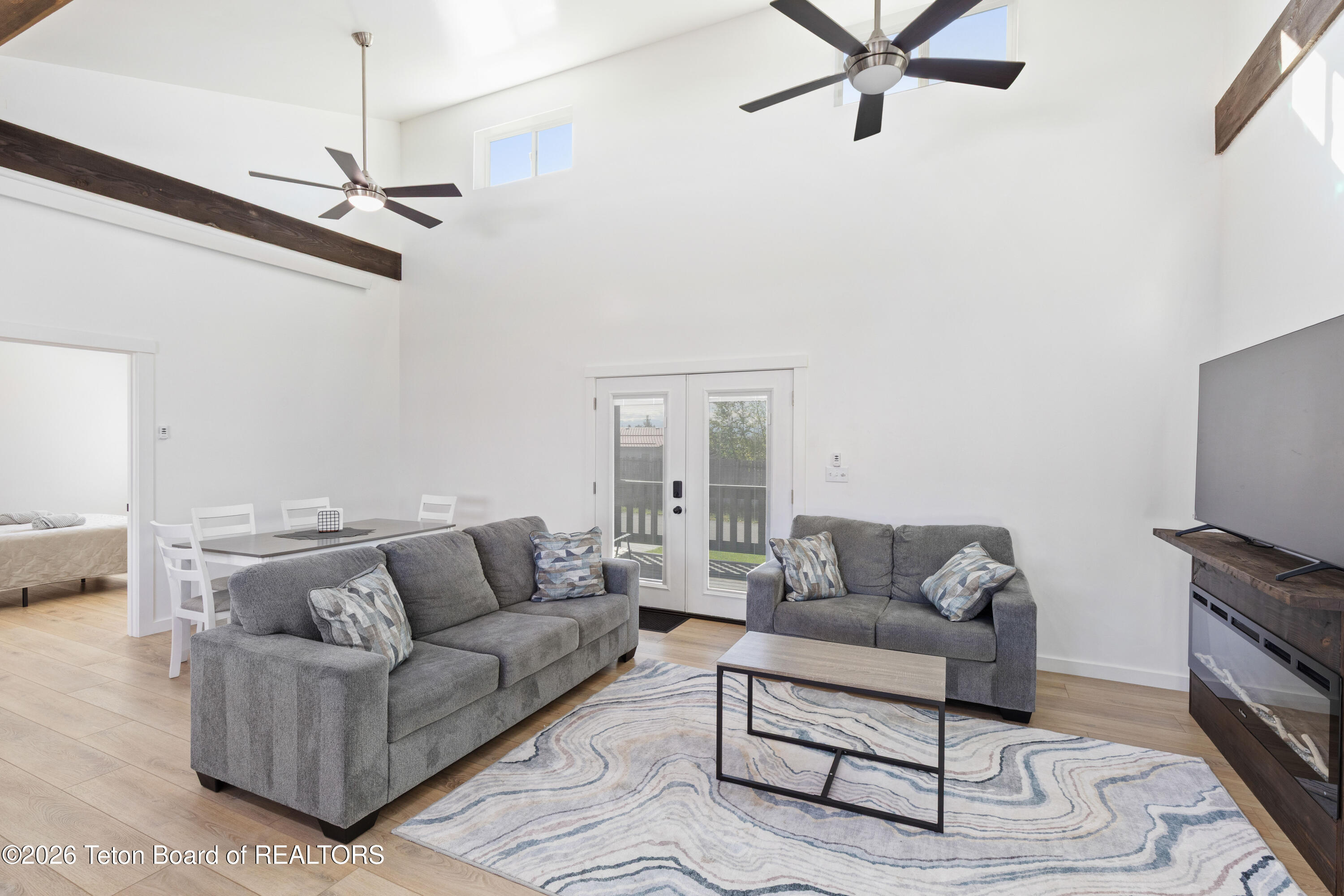 116 CLEARVIEW Drive