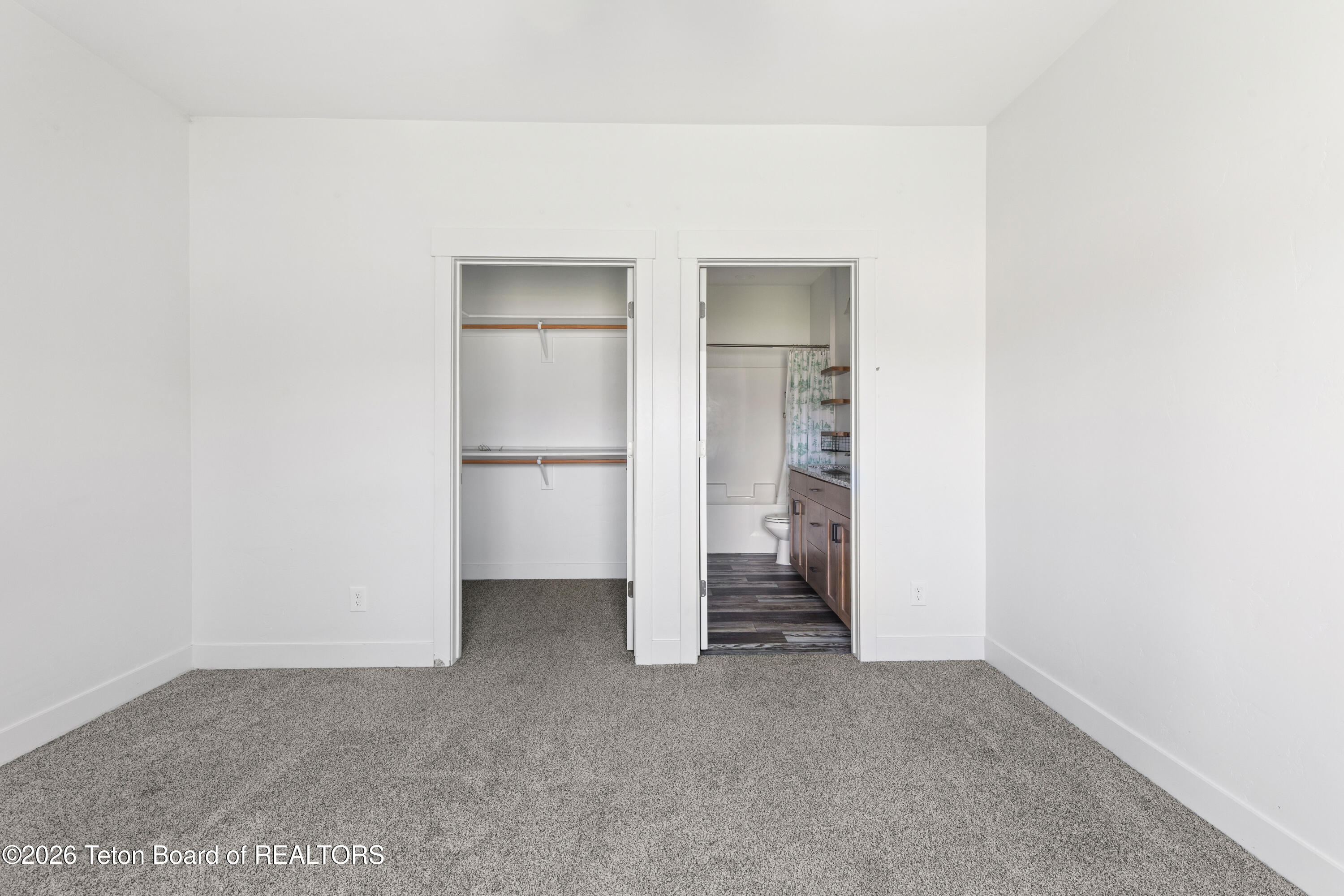 275 RIVER RIVER VIEW CIRCLE 2