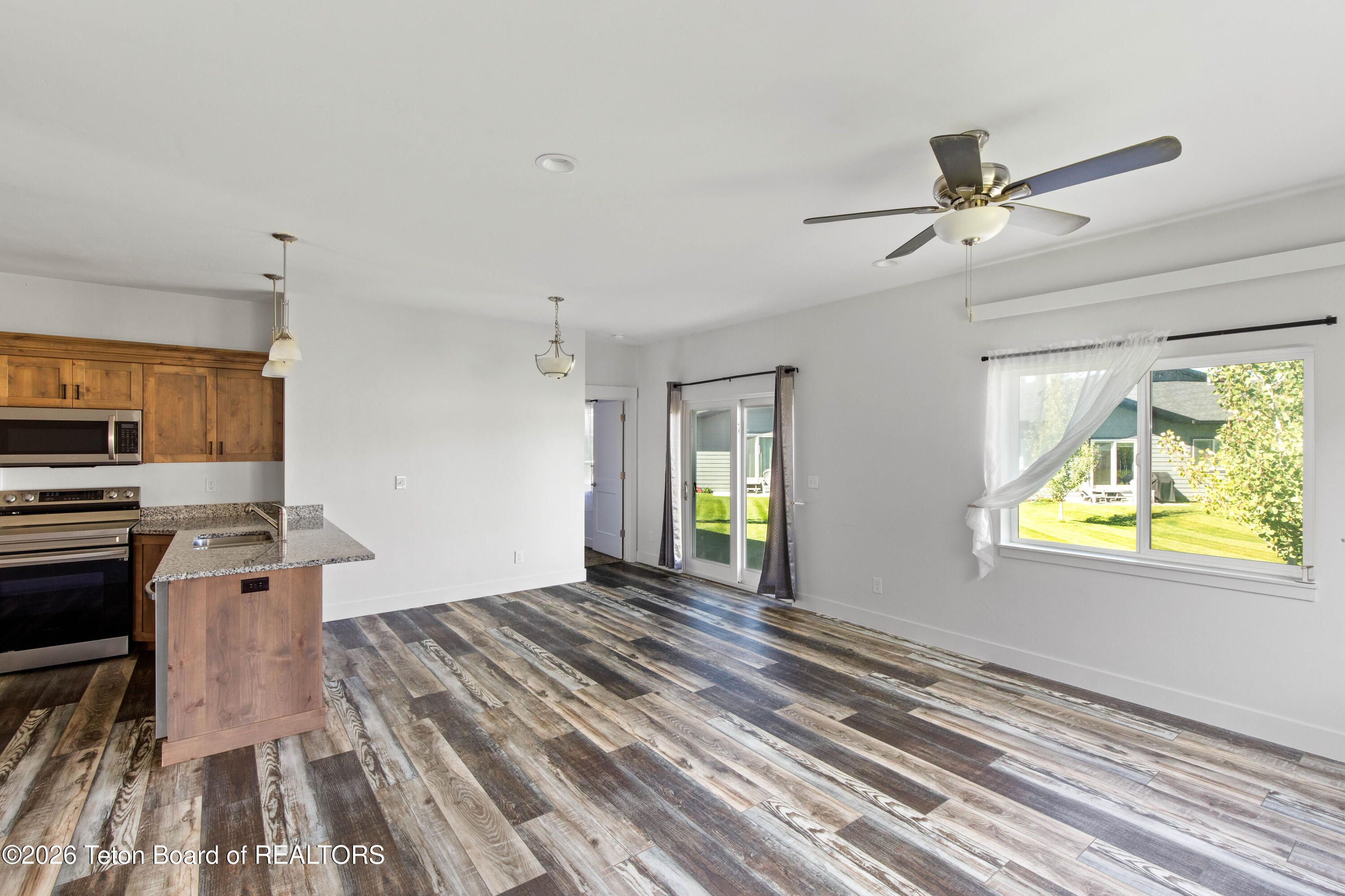 275 RIVER RIVER VIEW CIRCLE 2