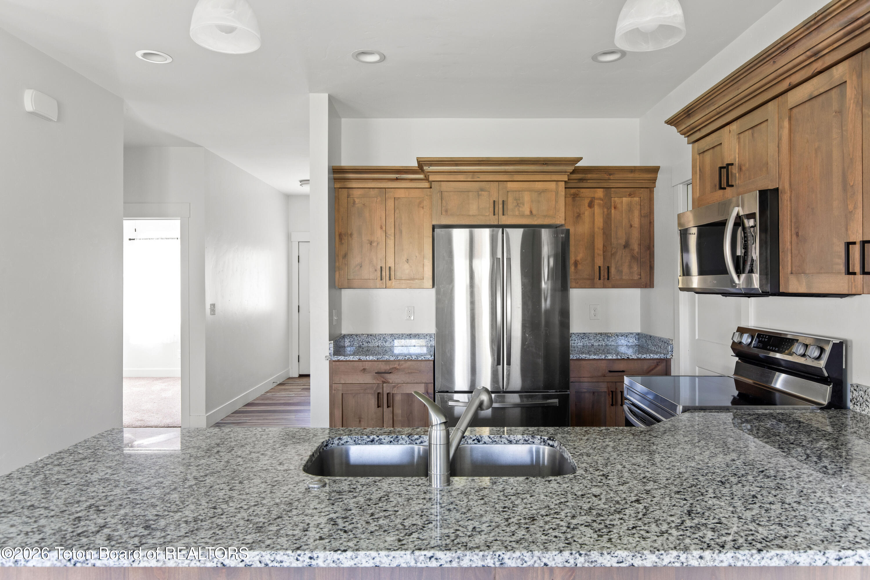 275 RIVER RIVER VIEW CIRCLE 2