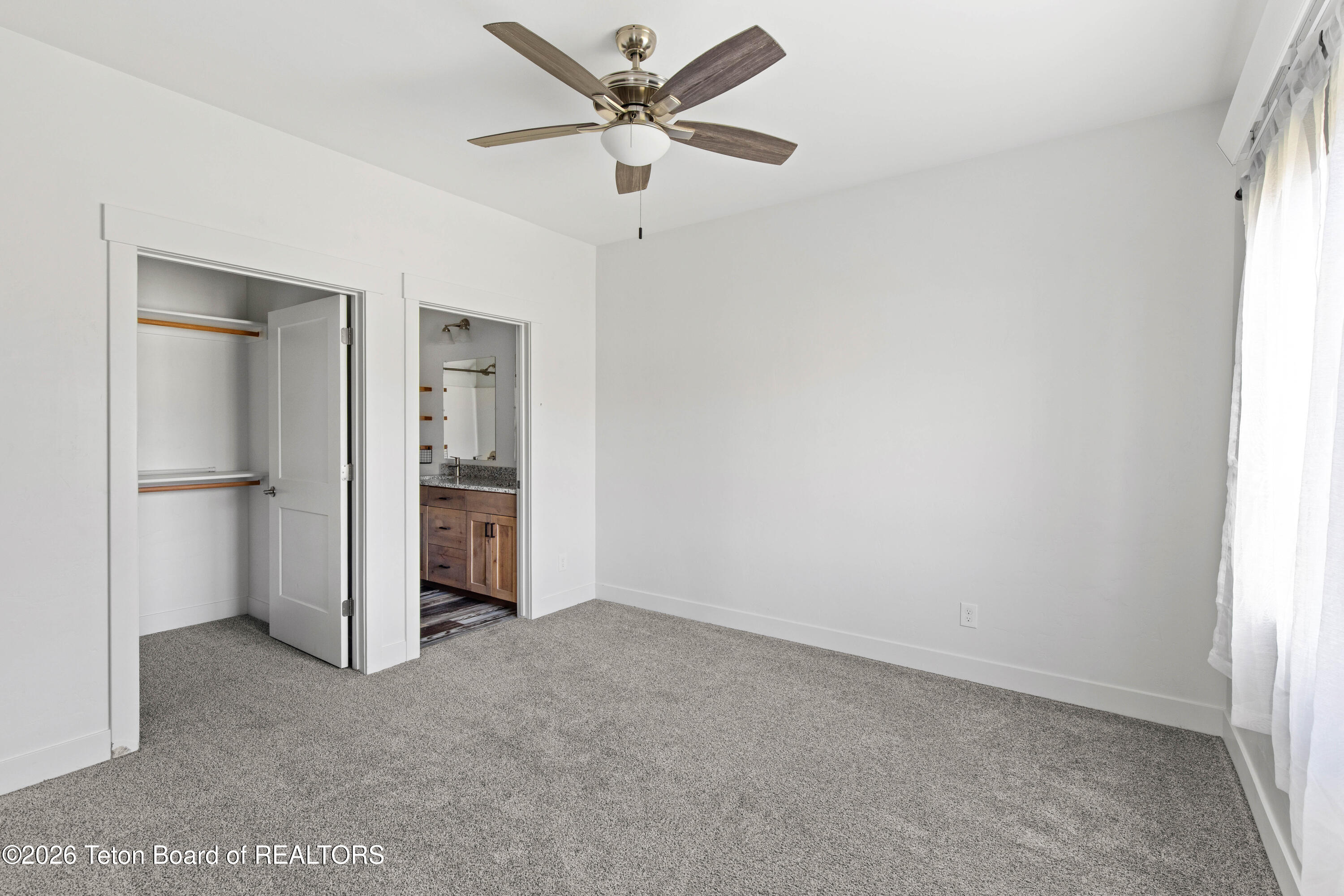 275 RIVER RIVER VIEW CIRCLE 2