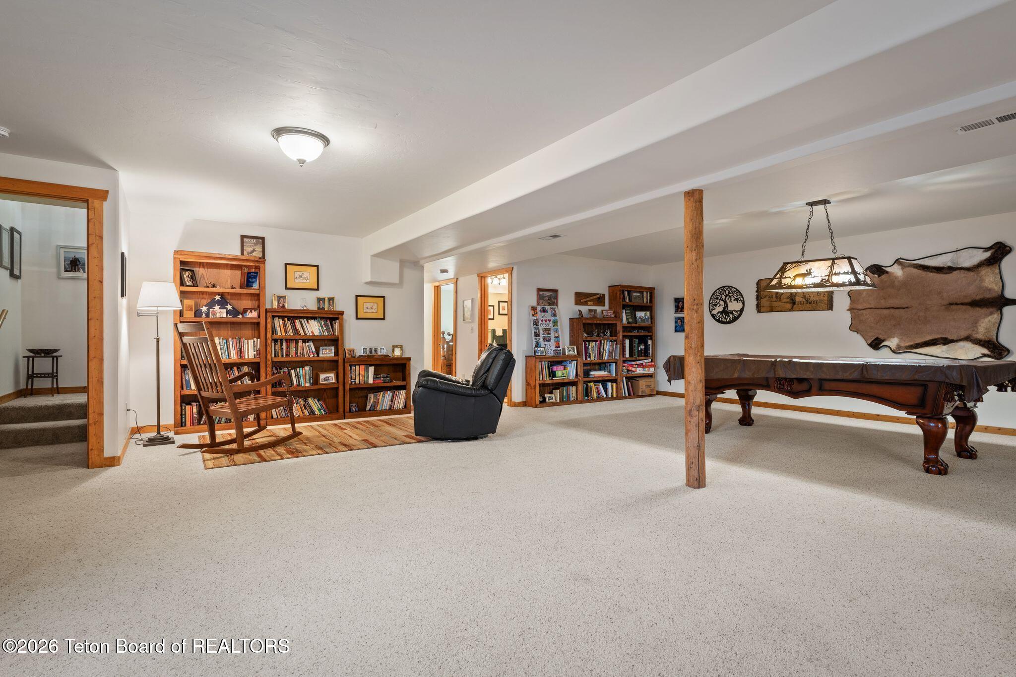 1690 PROUDFOOT Lane