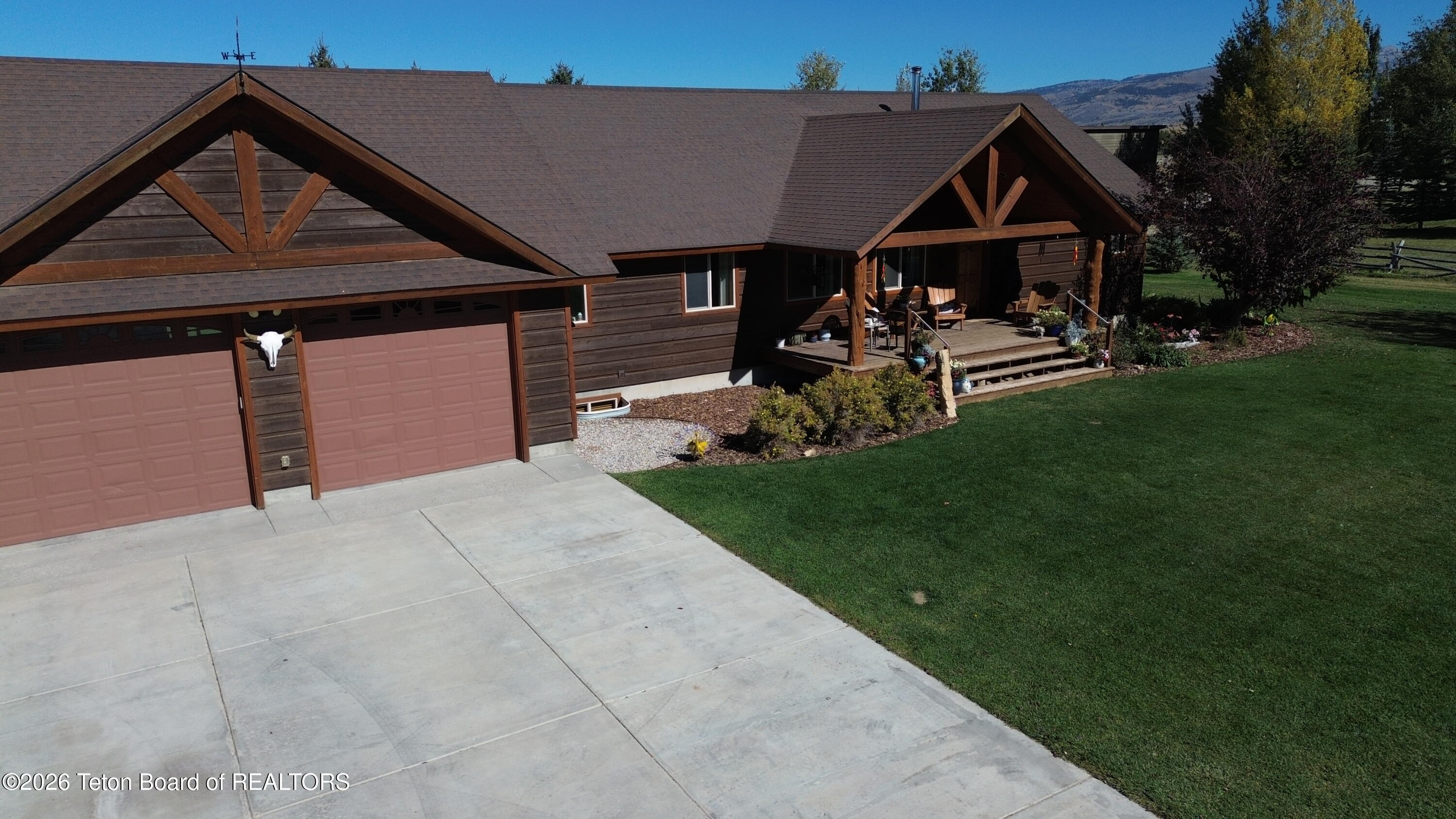 1690 PROUDFOOT Lane