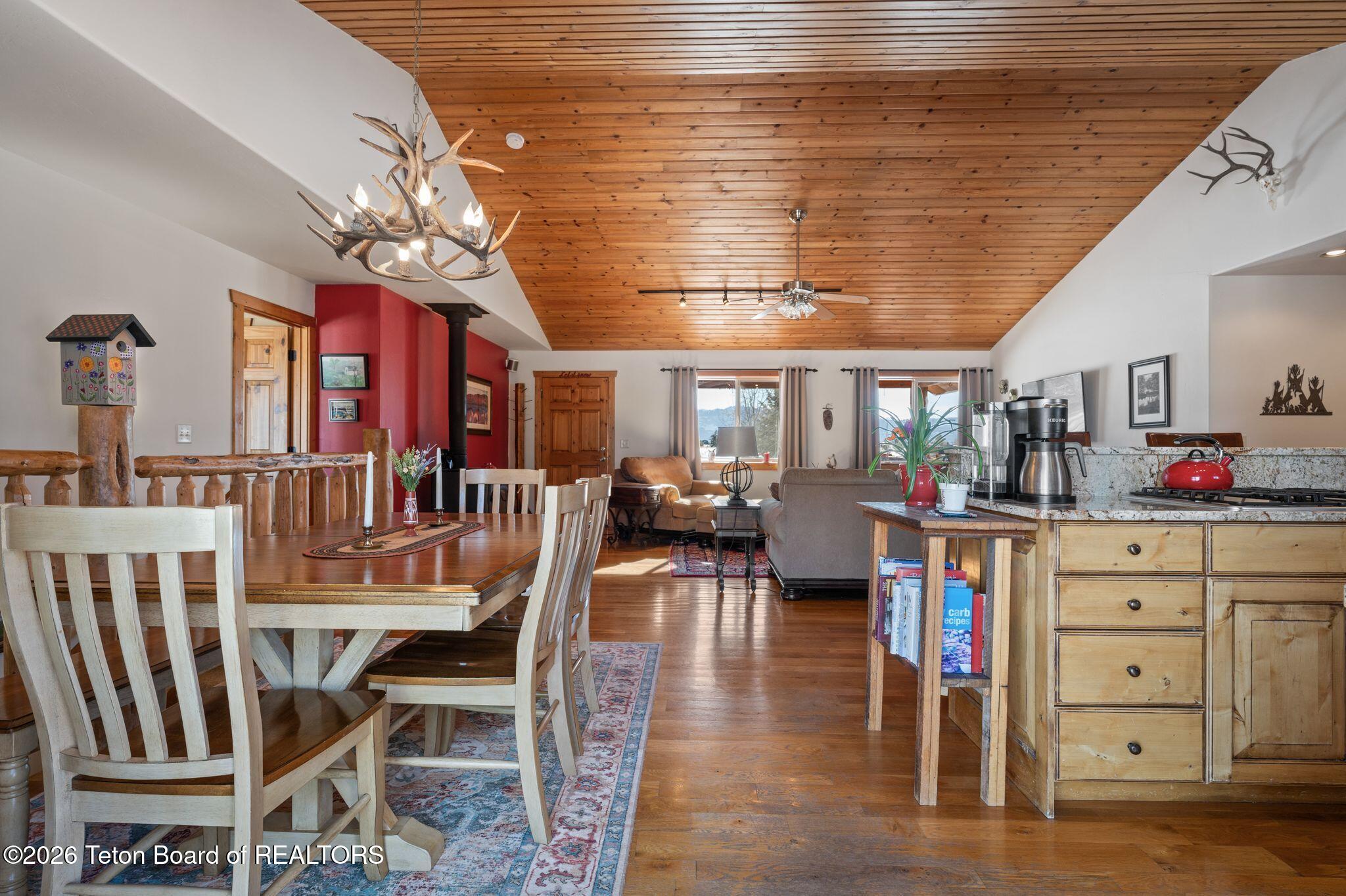 1690 PROUDFOOT Lane
