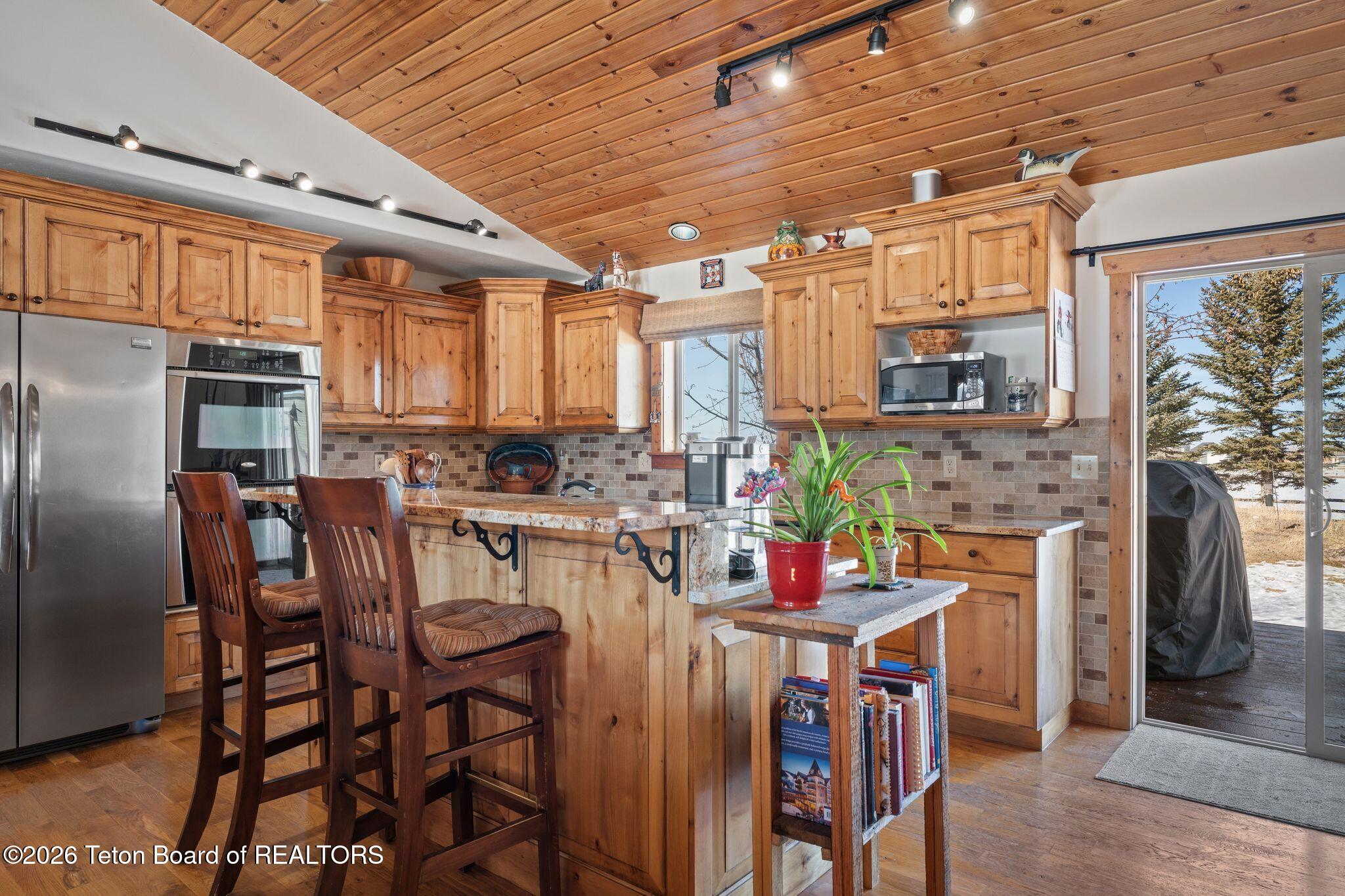 1690 PROUDFOOT Lane