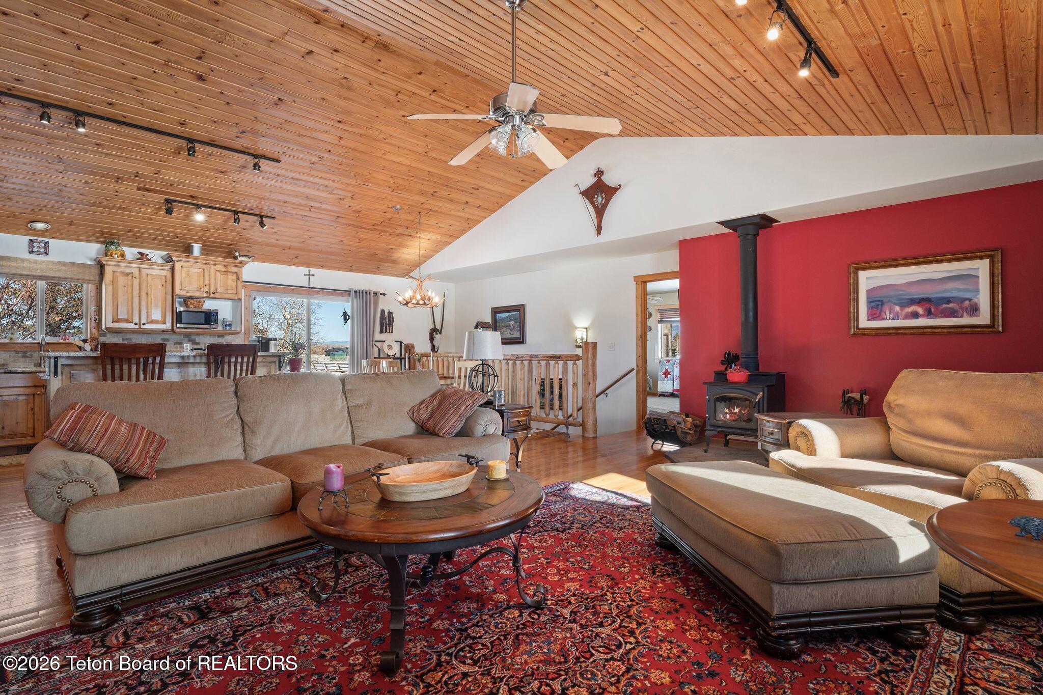 1690 PROUDFOOT Lane